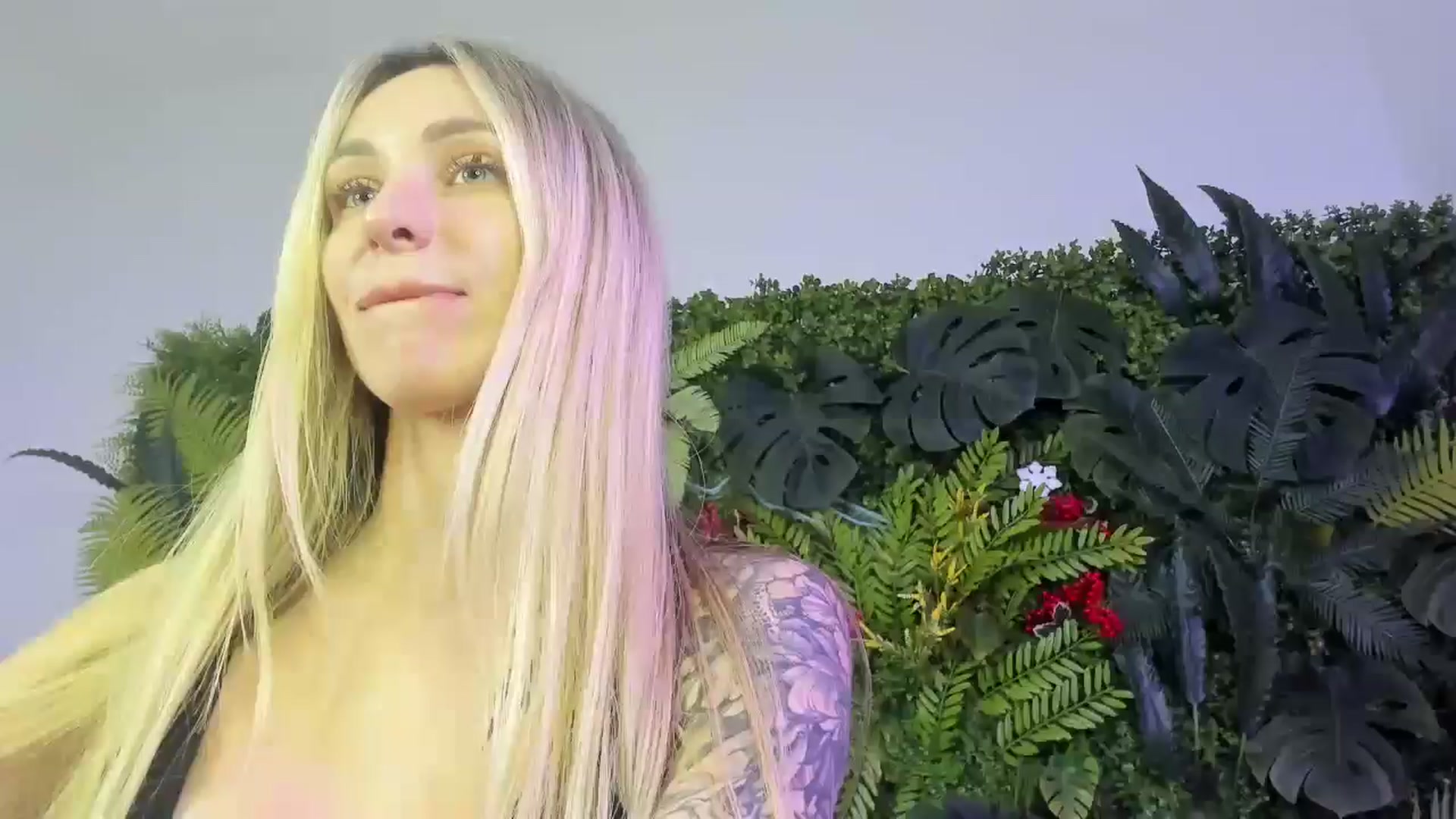 Gallery image thumbnail from Horny_Blond's myfreecams stream on, 11/03/2025, 09:54 image 17 of 20