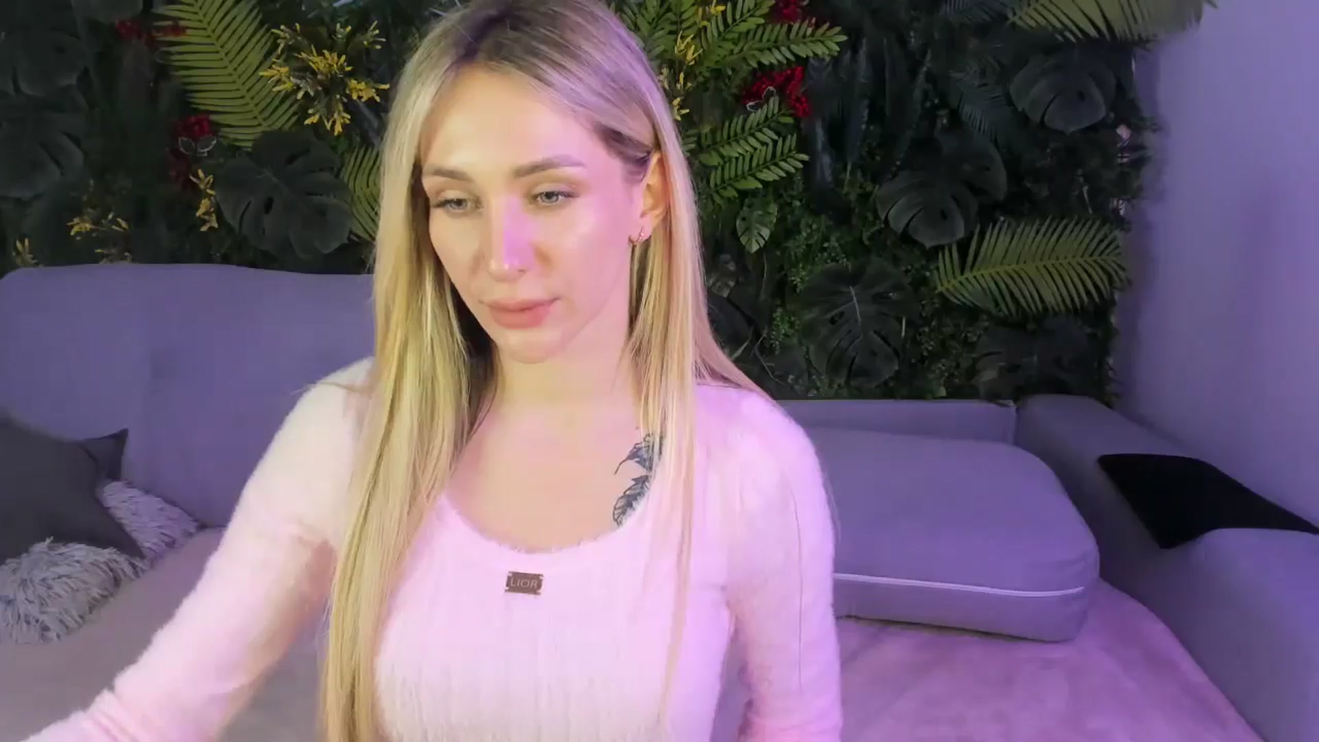 Gallery image thumbnail from Horny_Blond's myfreecams stream on, 11/07/2025, 10:44 image 10 of 20