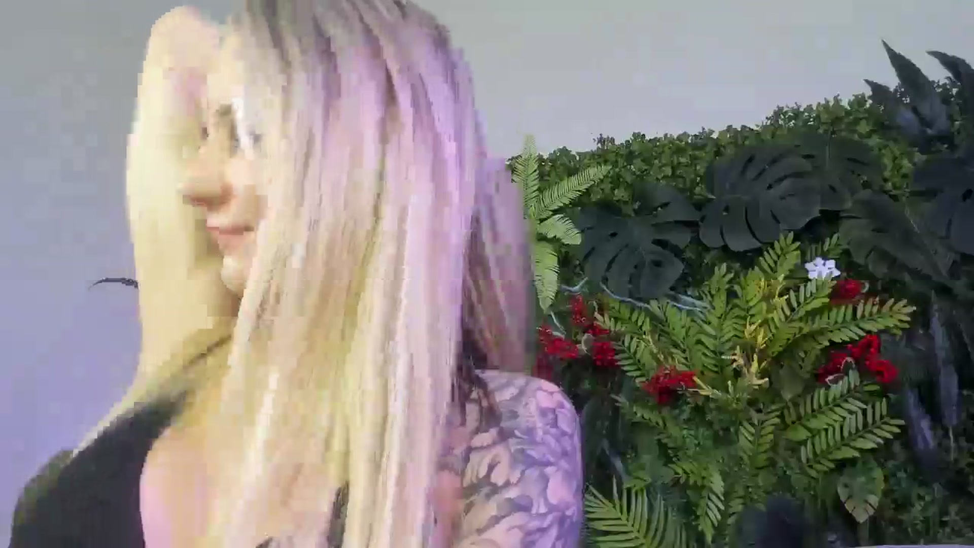 Gallery image thumbnail from Horny_Blond's myfreecams stream on, 11/08/2025, 09:39 image 15 of 20
