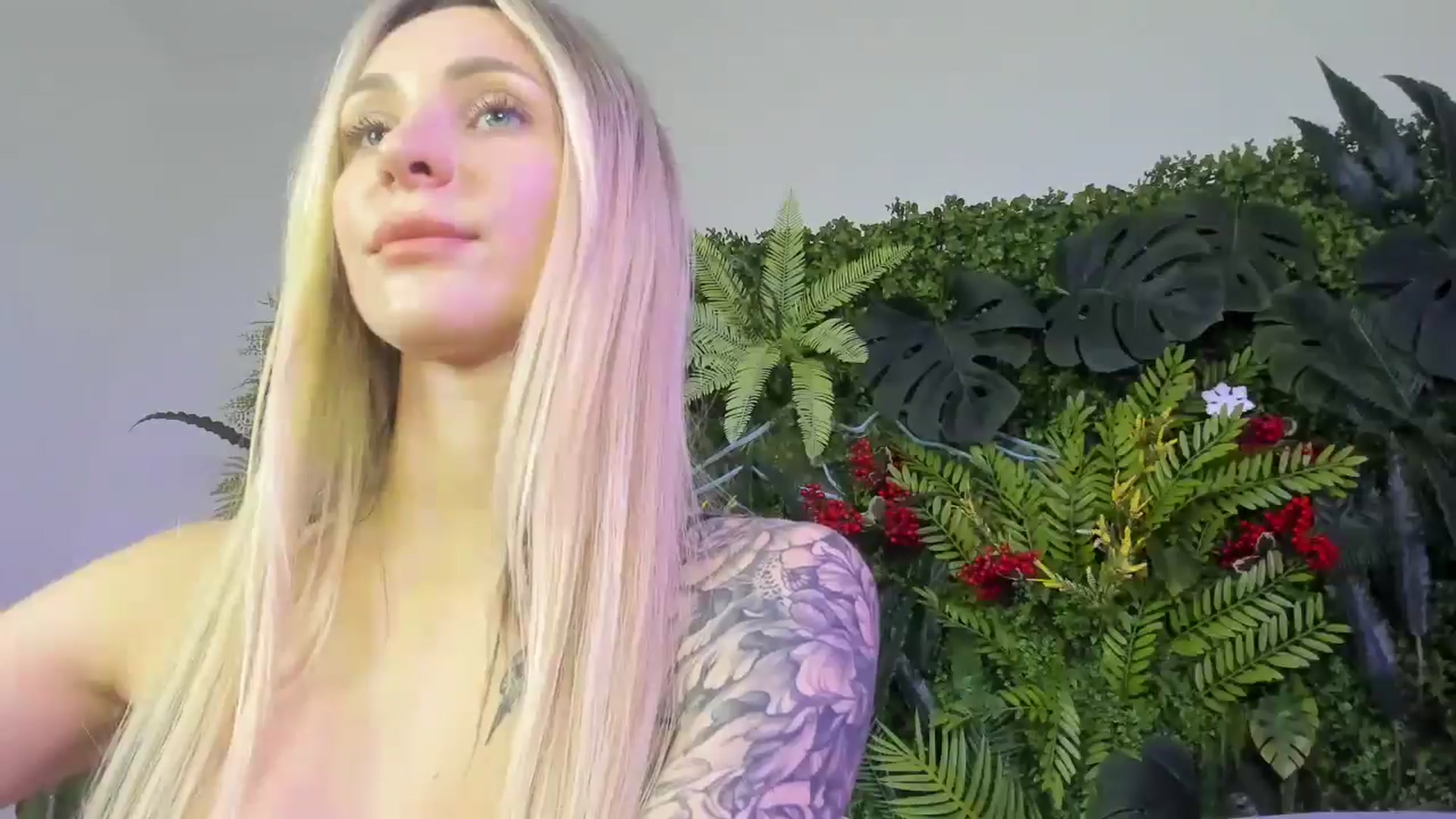 Gallery image thumbnail from Horny_Blond's myfreecams stream on, 11/08/2025, 09:39 image 13 of 20