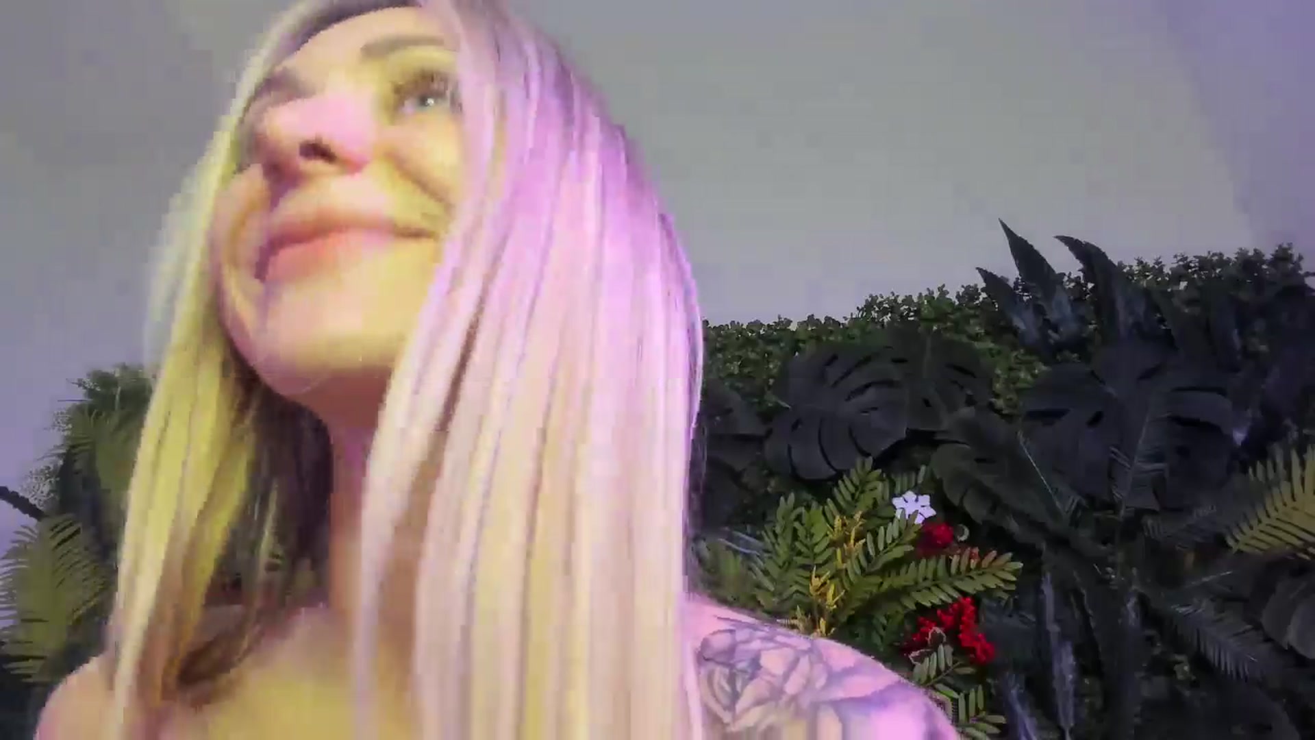 Gallery image thumbnail from Horny_Blond's myfreecams stream on, 11/09/2025, 14:09 image 18 of 20