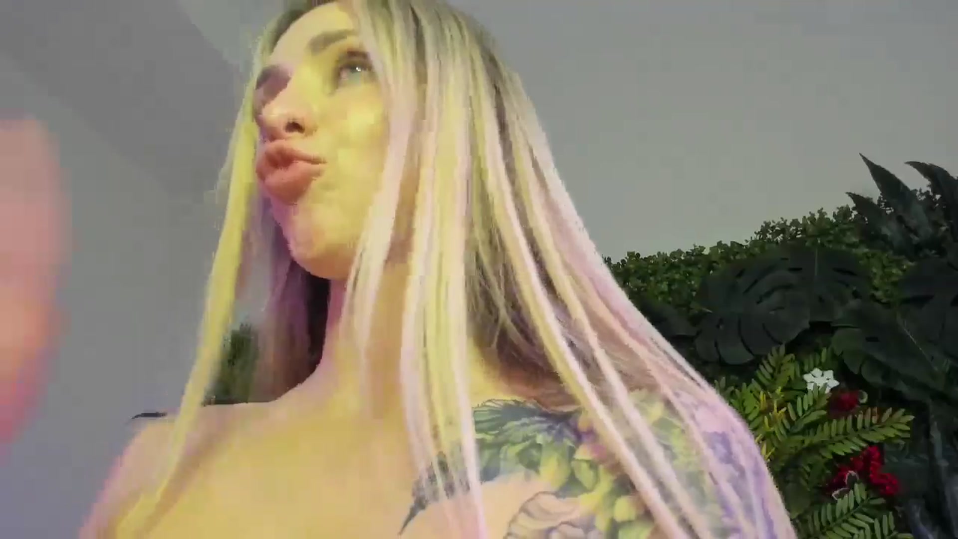 Gallery image thumbnail from Horny_Blond's myfreecams stream on, 11/14/2025, 12:18 image 6 of 20