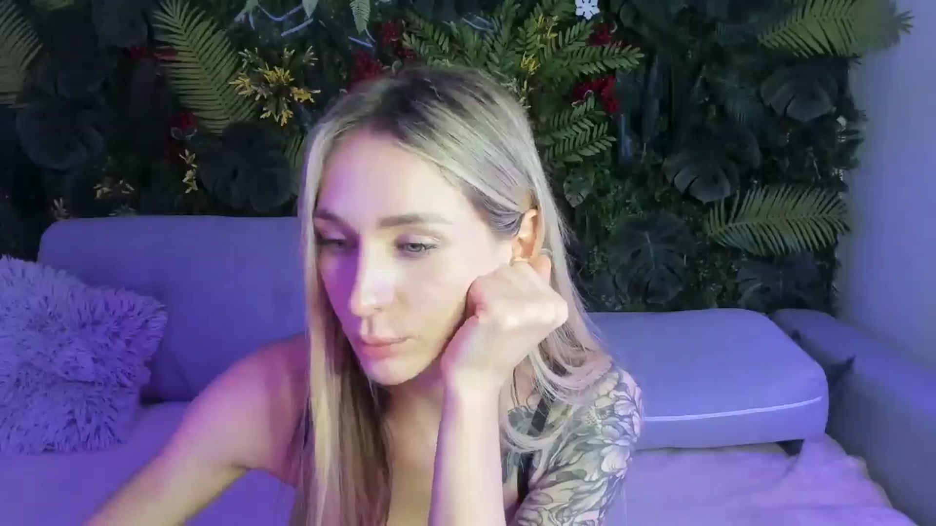 Gallery image thumbnail from Horny_Blond's myfreecams stream on, 11/15/2025, 10:40 image 13 of 20