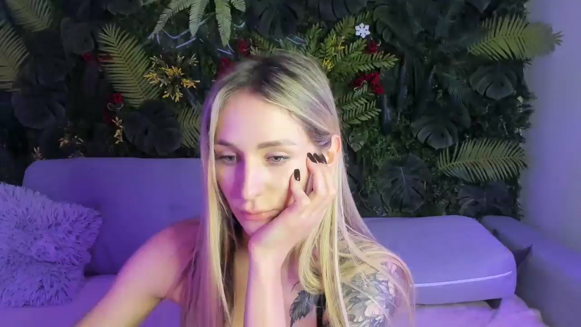 Gallery image thumbnail from Horny_Blond's myfreecams stream on, 11/15/2025, 10:40 image 20 of 20