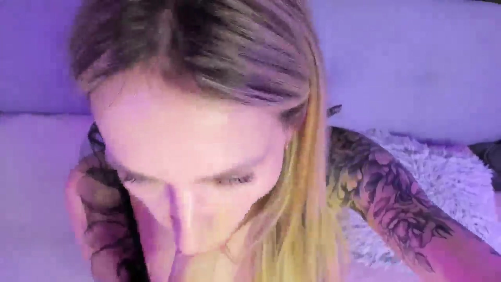 Gallery image thumbnail from Horny_Blond's myfreecams stream on, 11/16/2025, 10:27 image 7 of 20