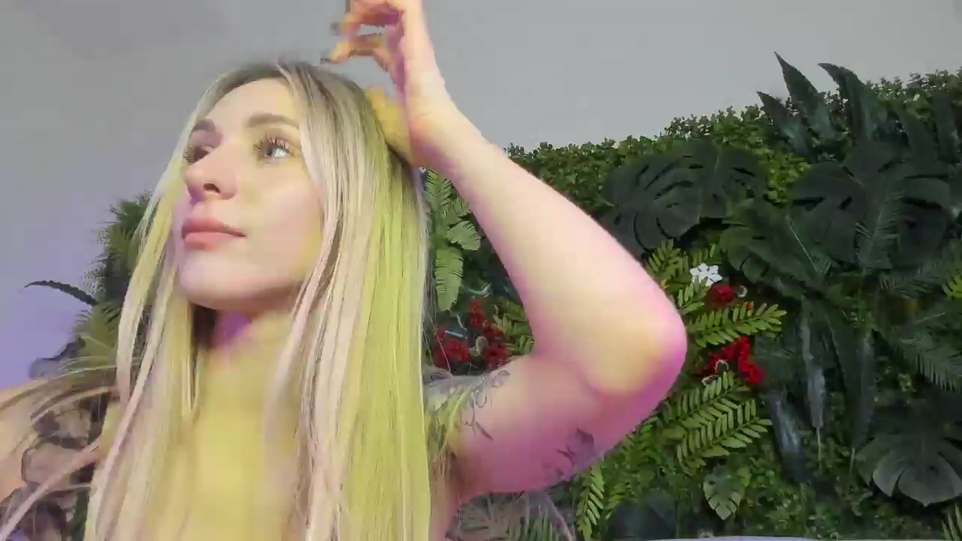 Gallery image thumbnail from Horny_Blond's myfreecams stream on, 11/16/2025, 10:43 image 3 of 20