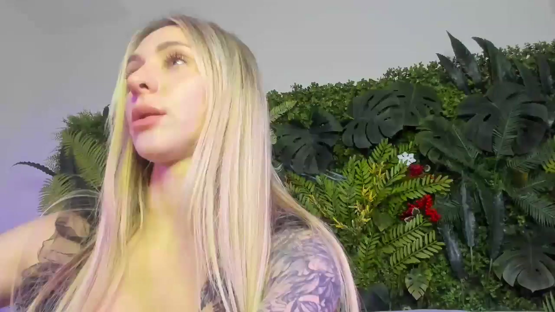Gallery image thumbnail from Horny_Blond's myfreecams stream on, 11/16/2025, 10:43 image 12 of 20