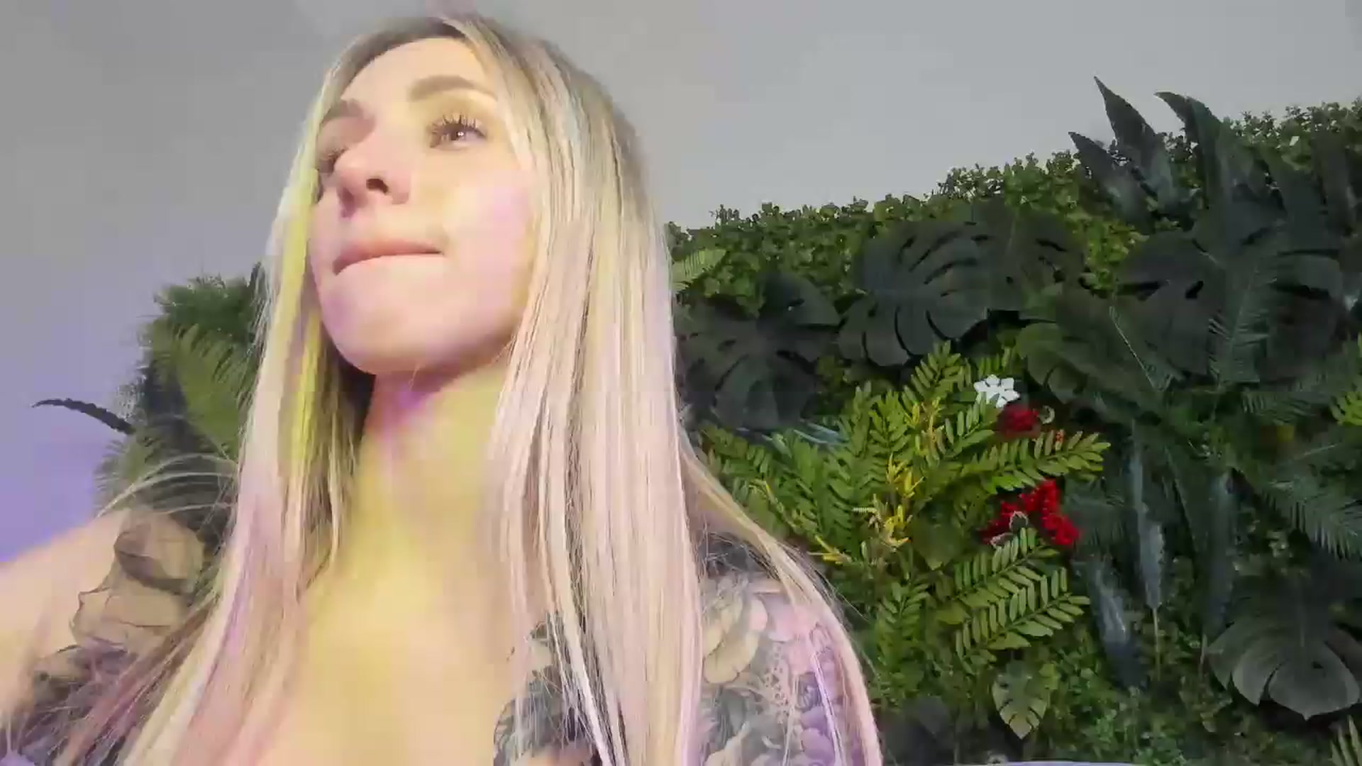 Gallery image thumbnail from Horny_Blond's myfreecams stream on, 11/16/2025, 10:43 image 13 of 20