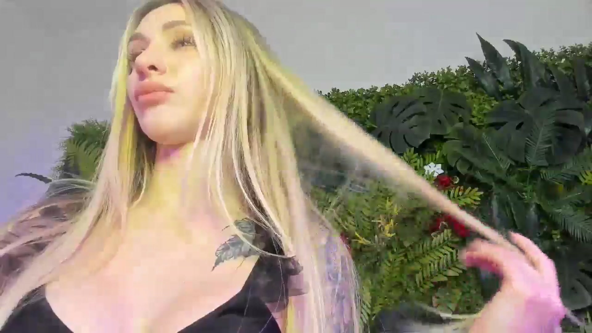 Gallery image thumbnail from Horny_Blond's myfreecams stream on, 11/16/2025, 10:43 image 10 of 20