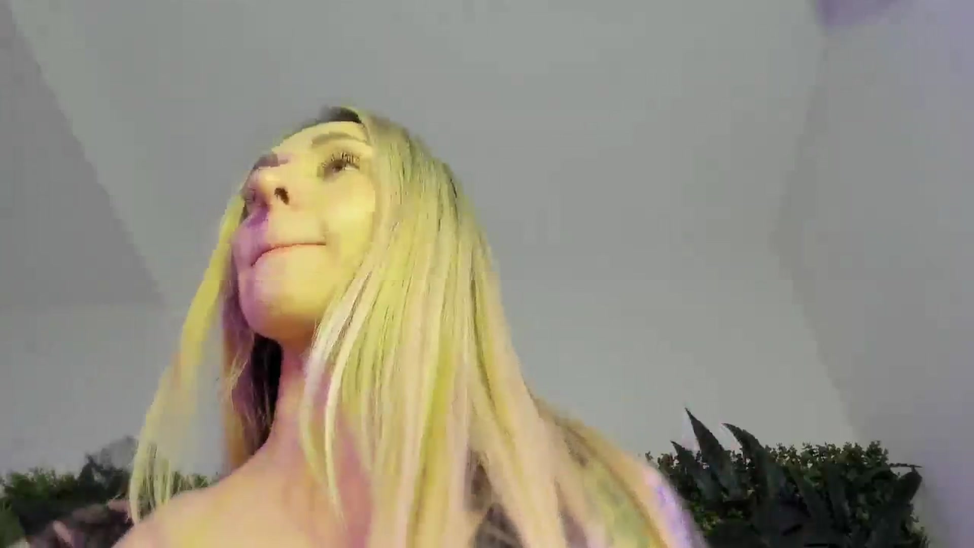 Gallery image thumbnail from Horny_Blond's myfreecams stream on, 11/16/2025, 12:48 image 9 of 20