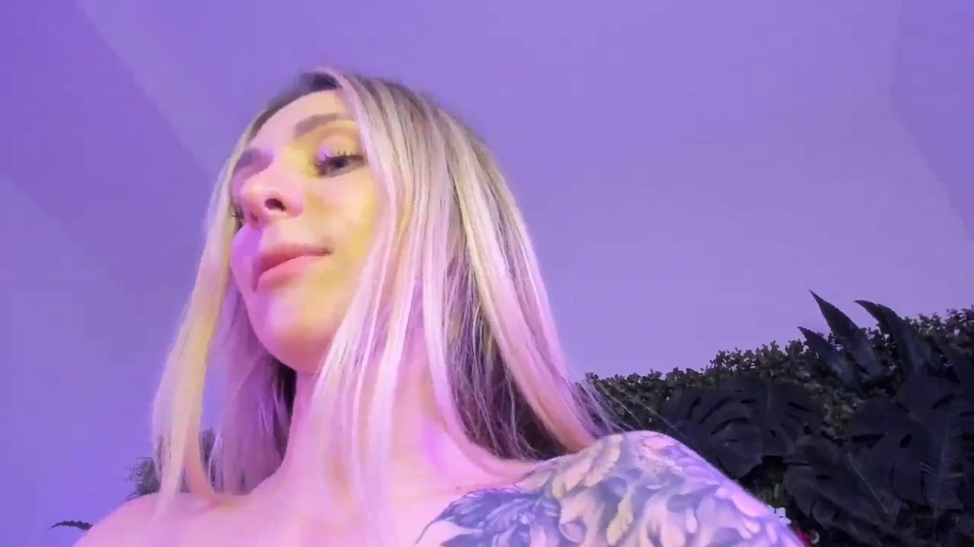 Gallery image thumbnail from Horny_Blond's myfreecams stream on, 11/16/2025, 14:38 image 15 of 20