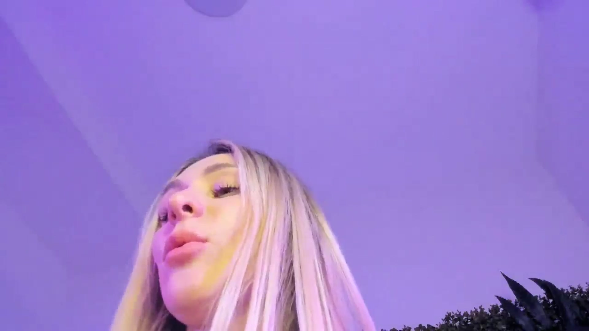 Gallery image thumbnail from Horny_Blond's myfreecams stream on, 11/16/2025, 14:38 image 13 of 20