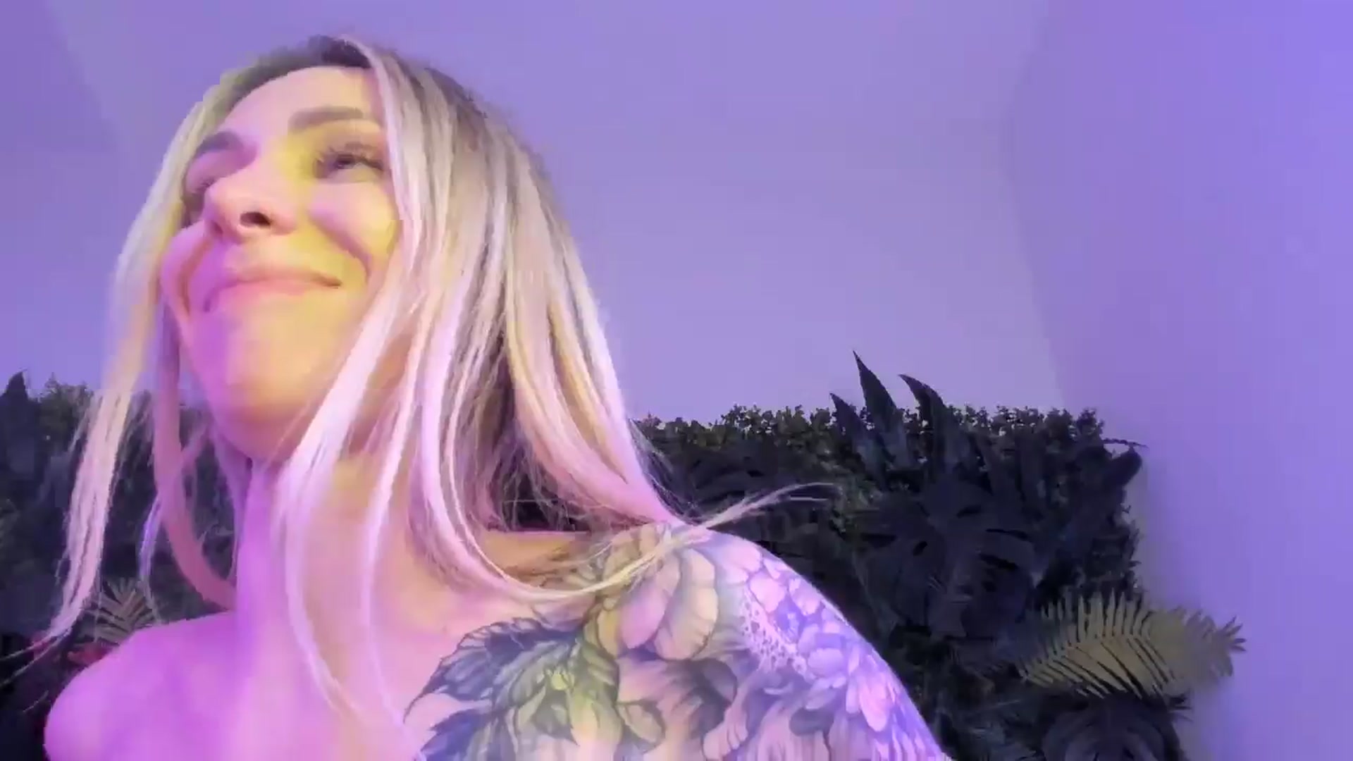 Gallery image thumbnail from Horny_Blond's myfreecams stream on, 11/16/2025, 14:59 image 18 of 20