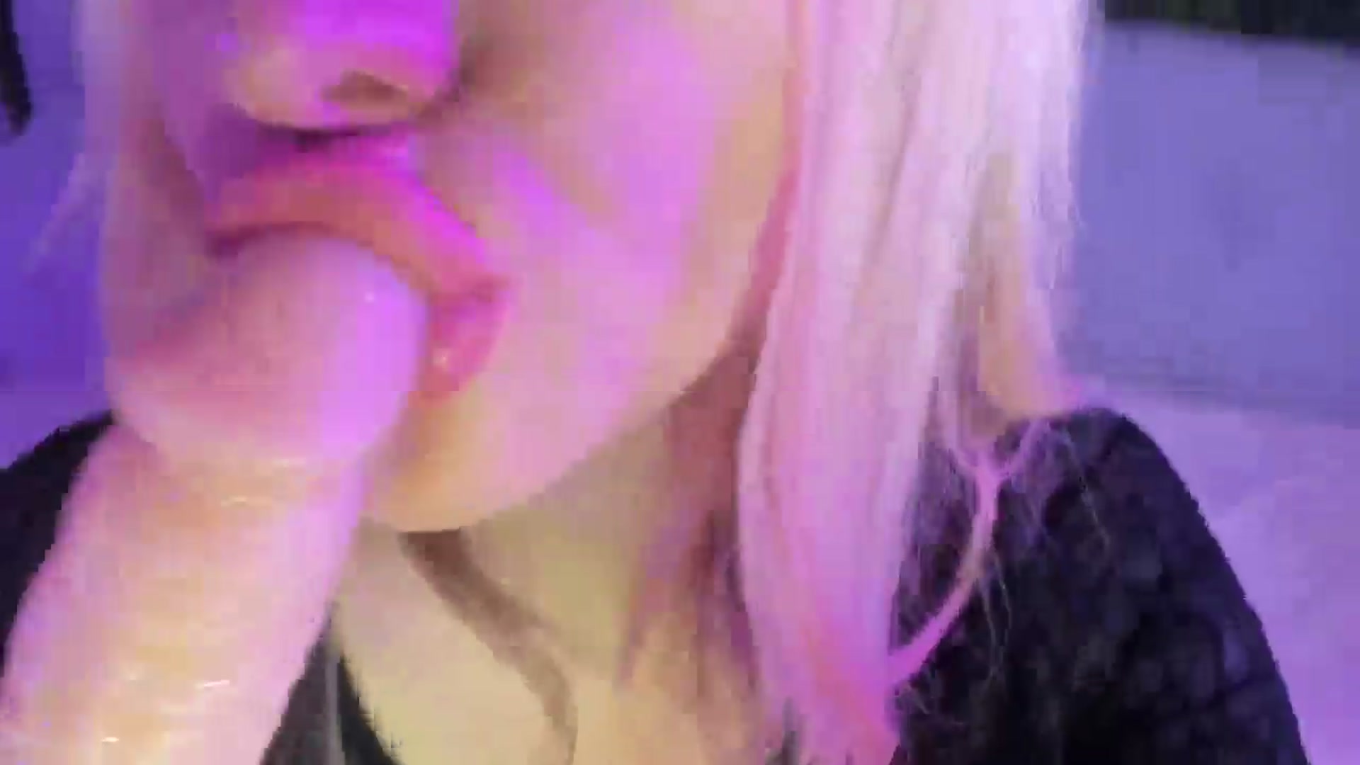 Gallery image thumbnail from Horny_Blond's myfreecams stream on, 11/21/2025, 09:19 image 17 of 20