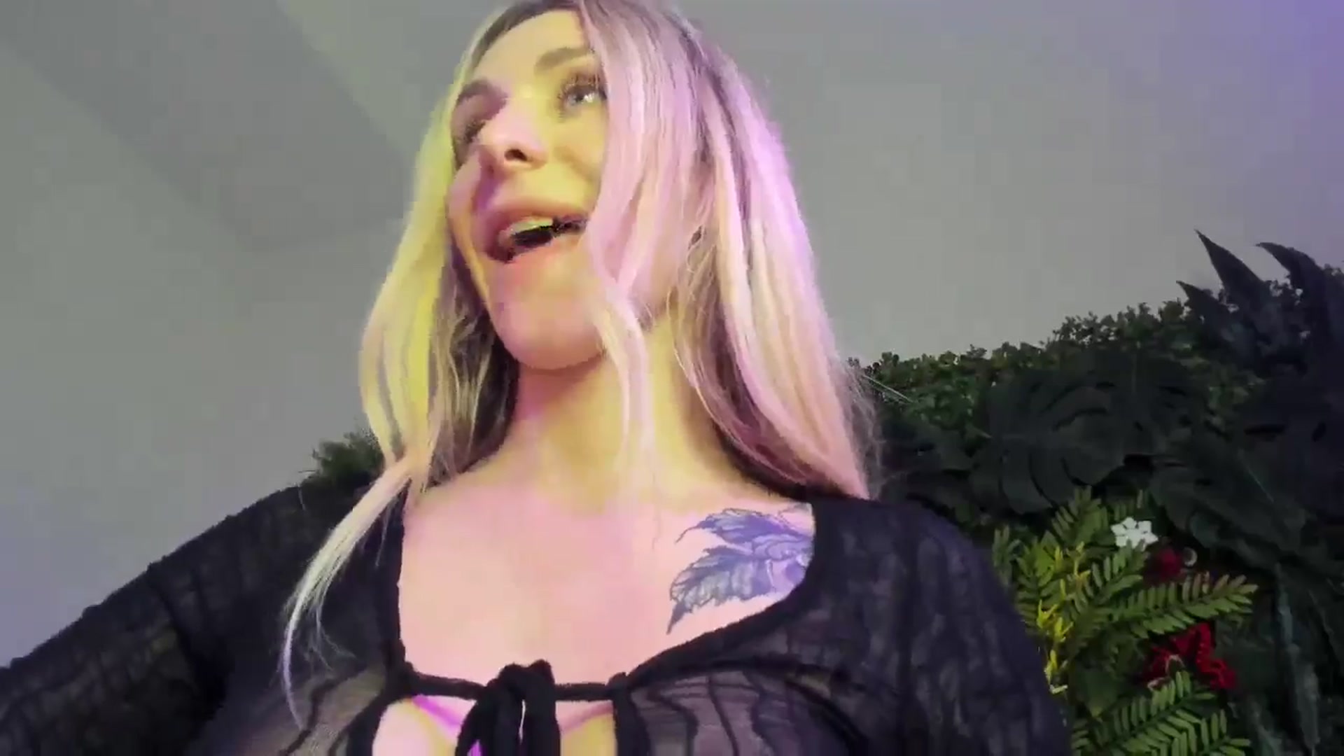 Gallery image thumbnail from Horny_Blond's myfreecams stream on, 11/21/2025, 11:16 image 16 of 20