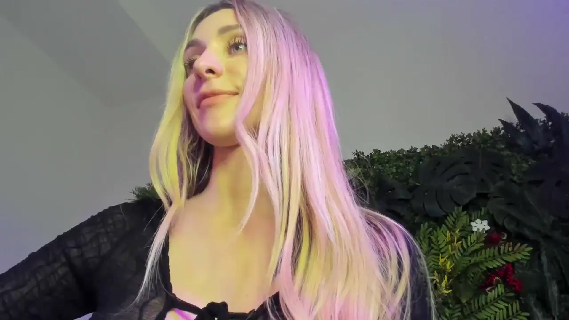 Gallery image thumbnail from Horny_Blond's myfreecams stream on, 11/21/2025, 11:16 image 12 of 20