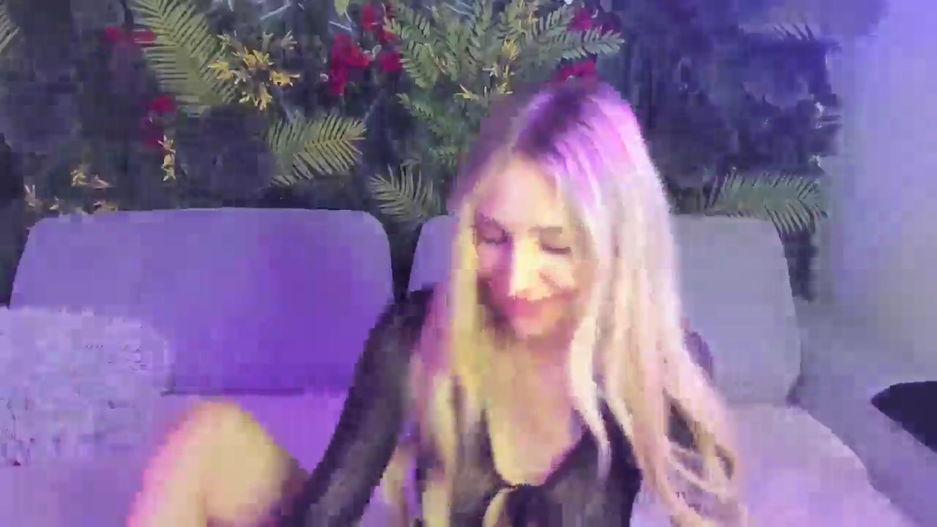 Gallery image thumbnail from Horny_Blond's myfreecams stream on, 11/21/2025, 12:26 image 7 of 20