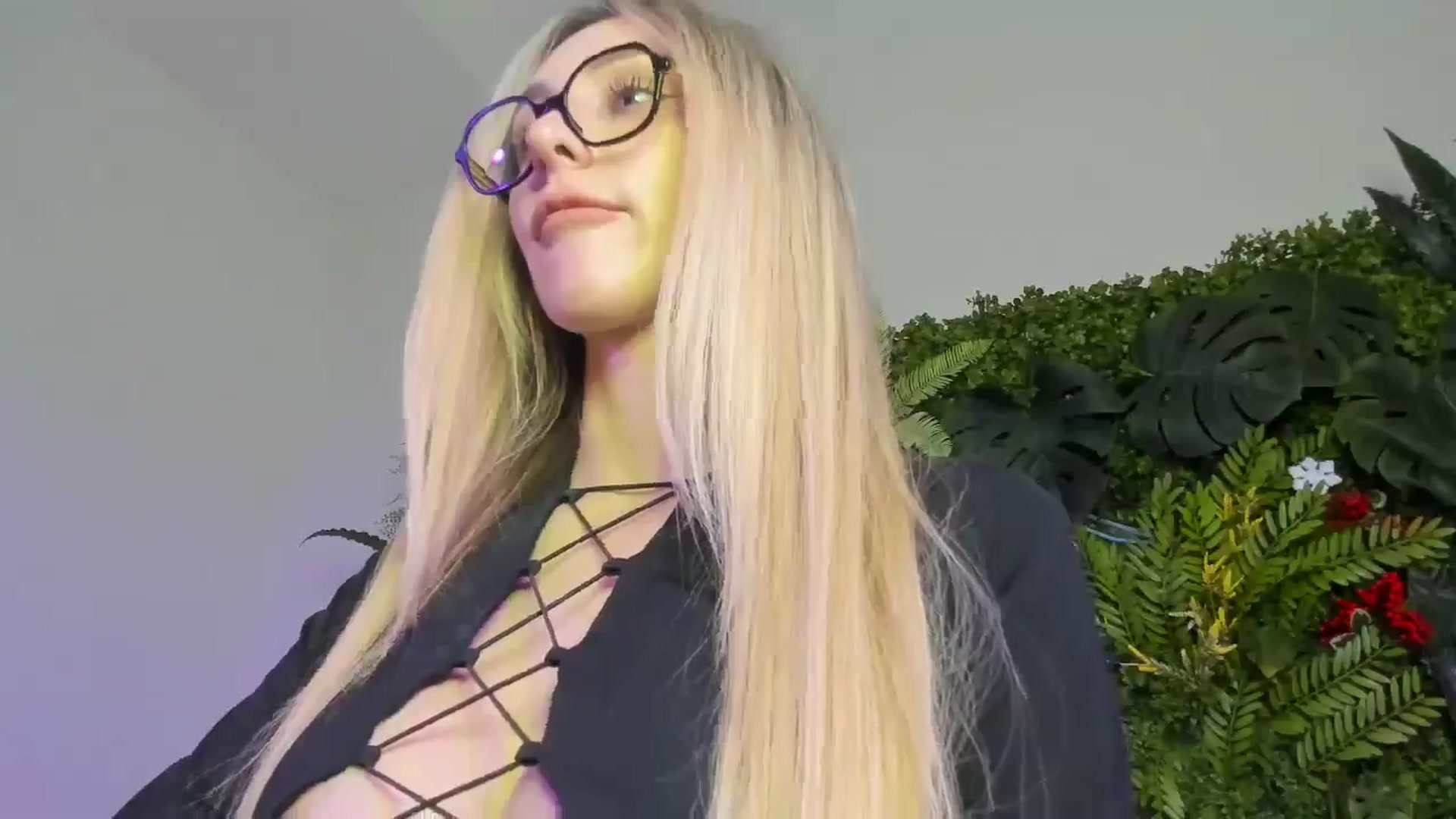 Gallery image thumbnail from Horny_Blond's myfreecams stream on, 11/23/2025, 09:19 image 20 of 20