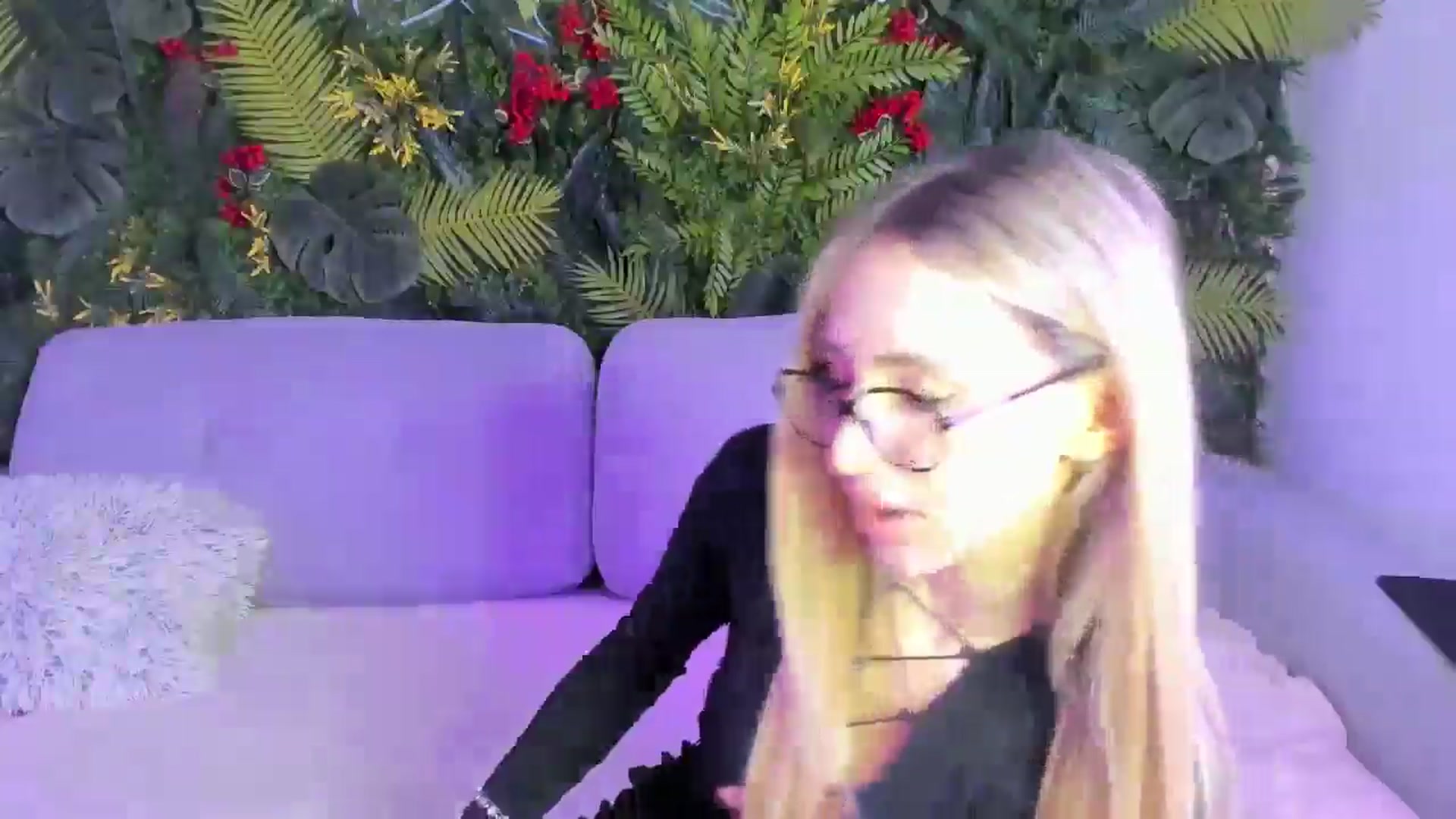 Gallery image thumbnail from Horny_Blond's myfreecams stream on, 11/23/2025, 09:19 image 9 of 20