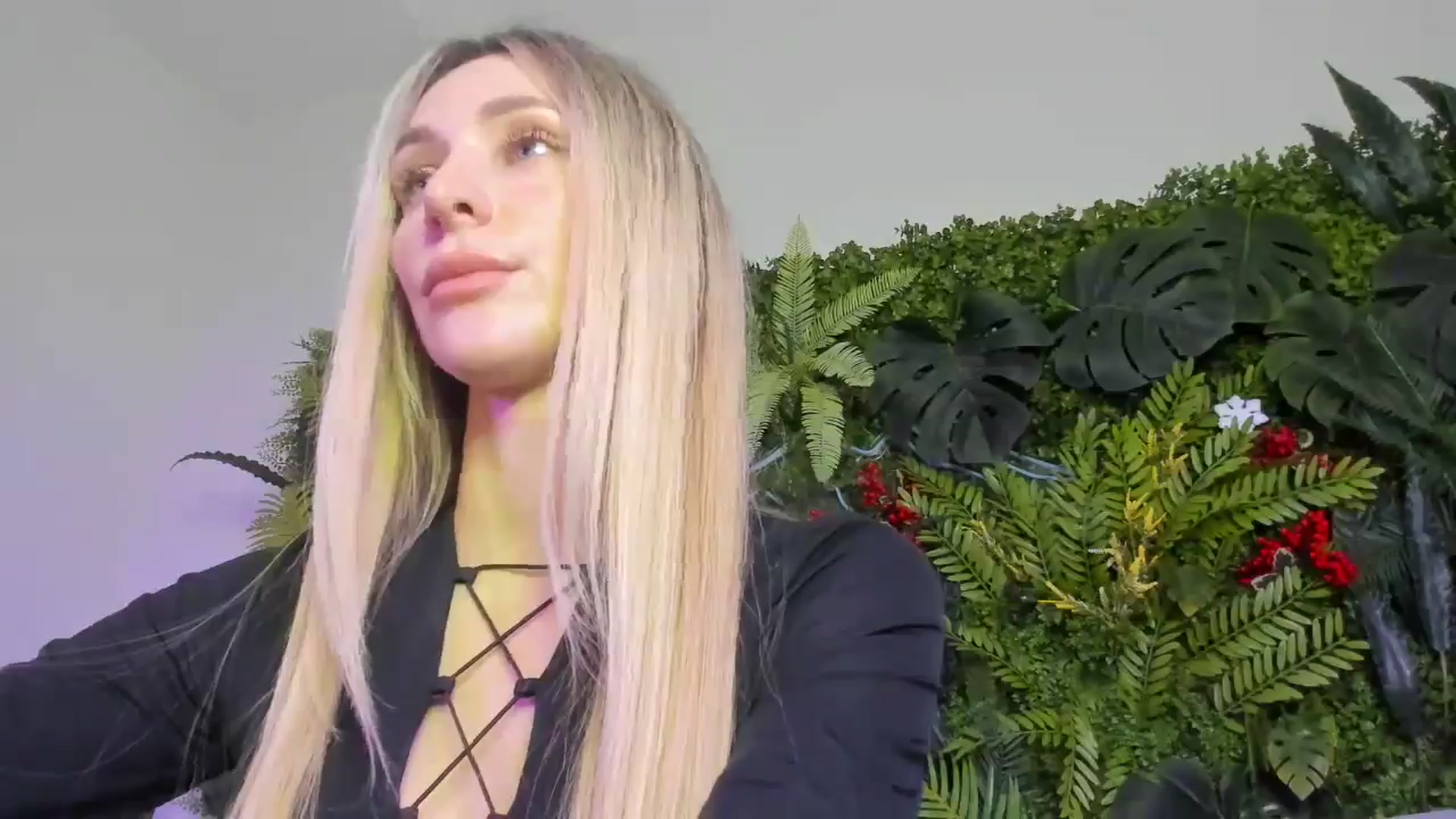 Gallery image thumbnail from Horny_Blond's myfreecams stream on, 11/23/2025, 09:54 image 12 of 20