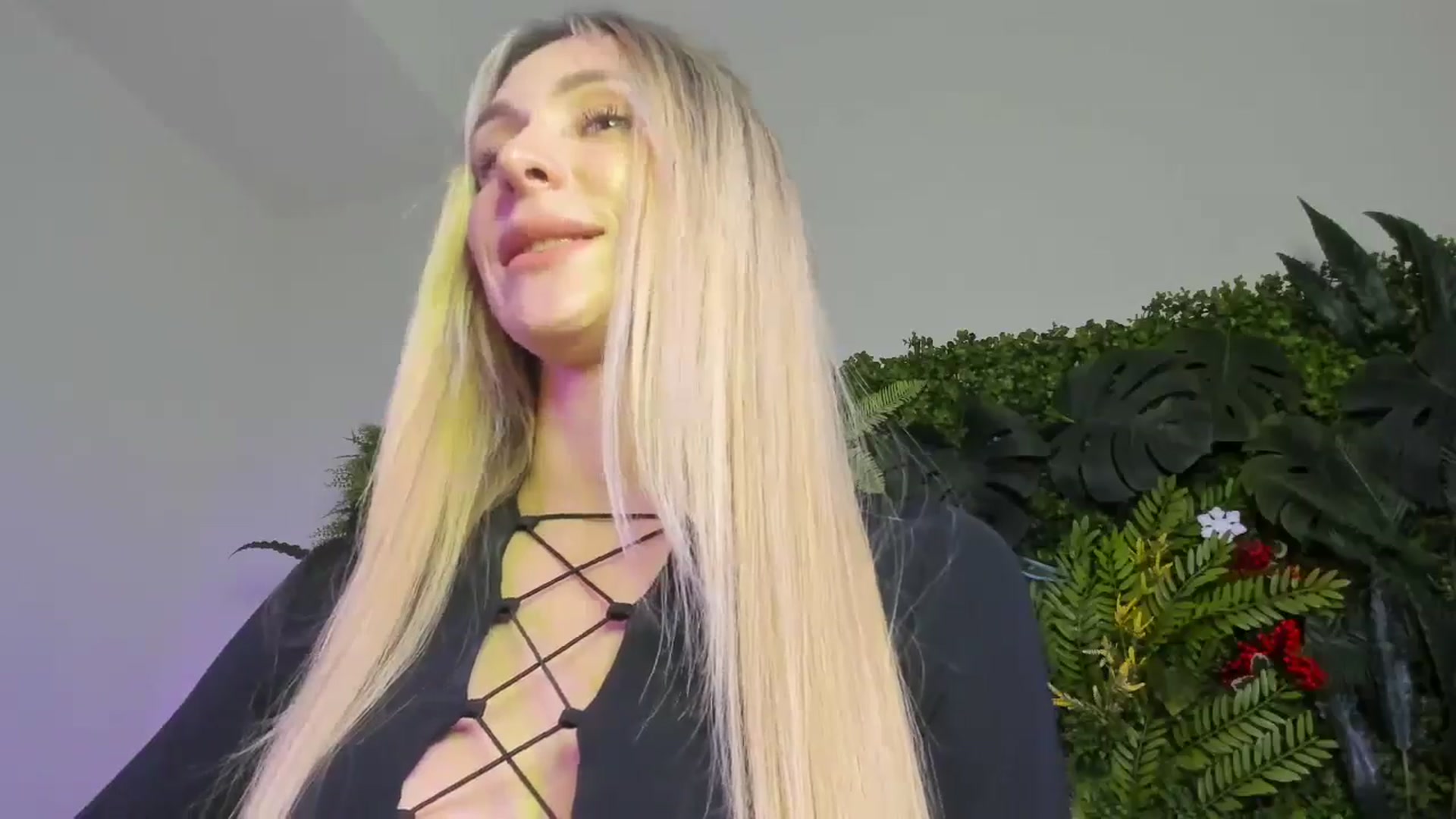 Gallery image thumbnail from Horny_Blond's myfreecams stream on, 11/23/2025, 11:02 image 16 of 20
