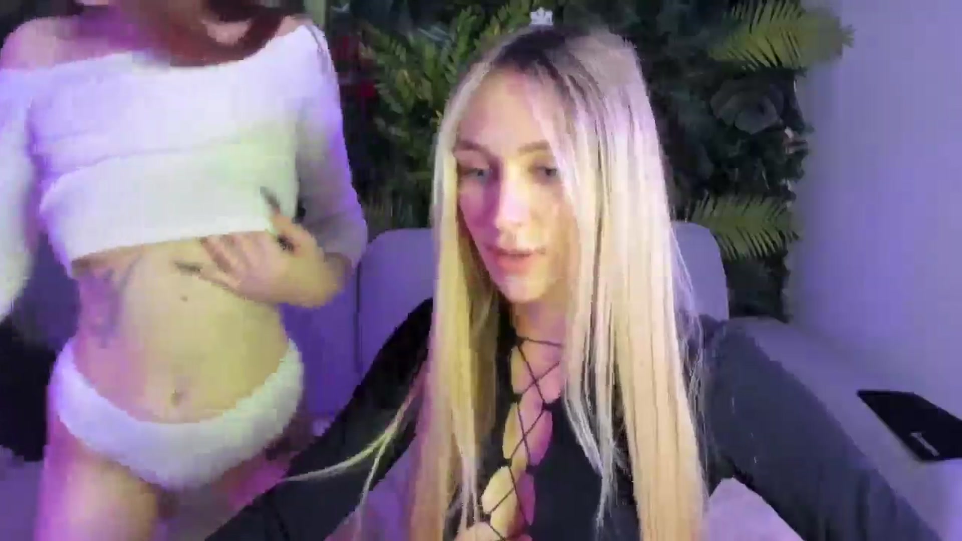 Gallery image thumbnail from Horny_Blond's myfreecams stream on, 11/23/2025, 11:30 image 4 of 20