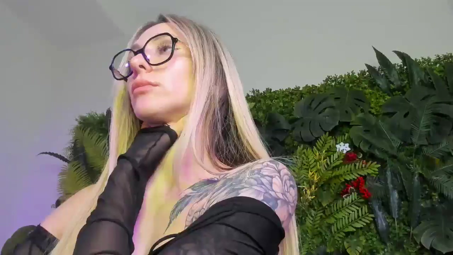 Gallery image thumbnail from Horny_Blond's myfreecams stream on, 11/24/2025, 14:56 image 4 of 20