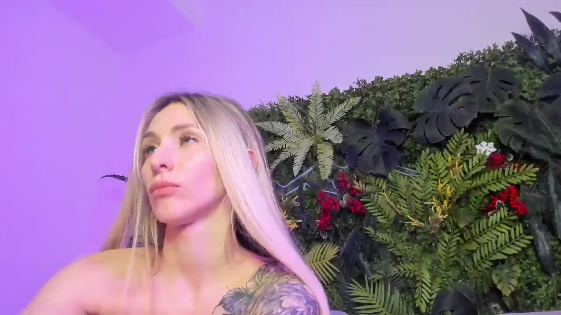 Gallery image thumbnail from Horny_Blond's myfreecams stream on, 11/28/2025, 14:02 image 13 of 20