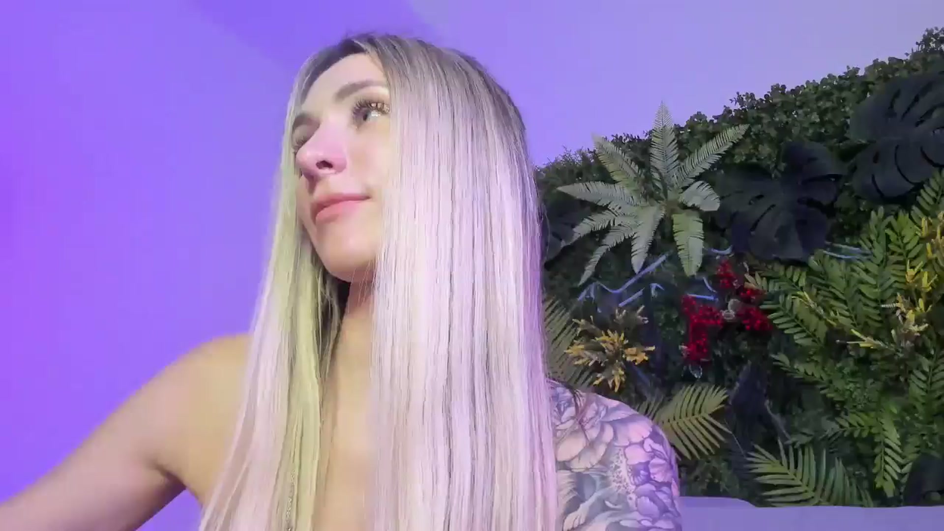 Gallery image thumbnail from Horny_Blond's myfreecams stream on, 11/28/2025, 14:37 image 5 of 20