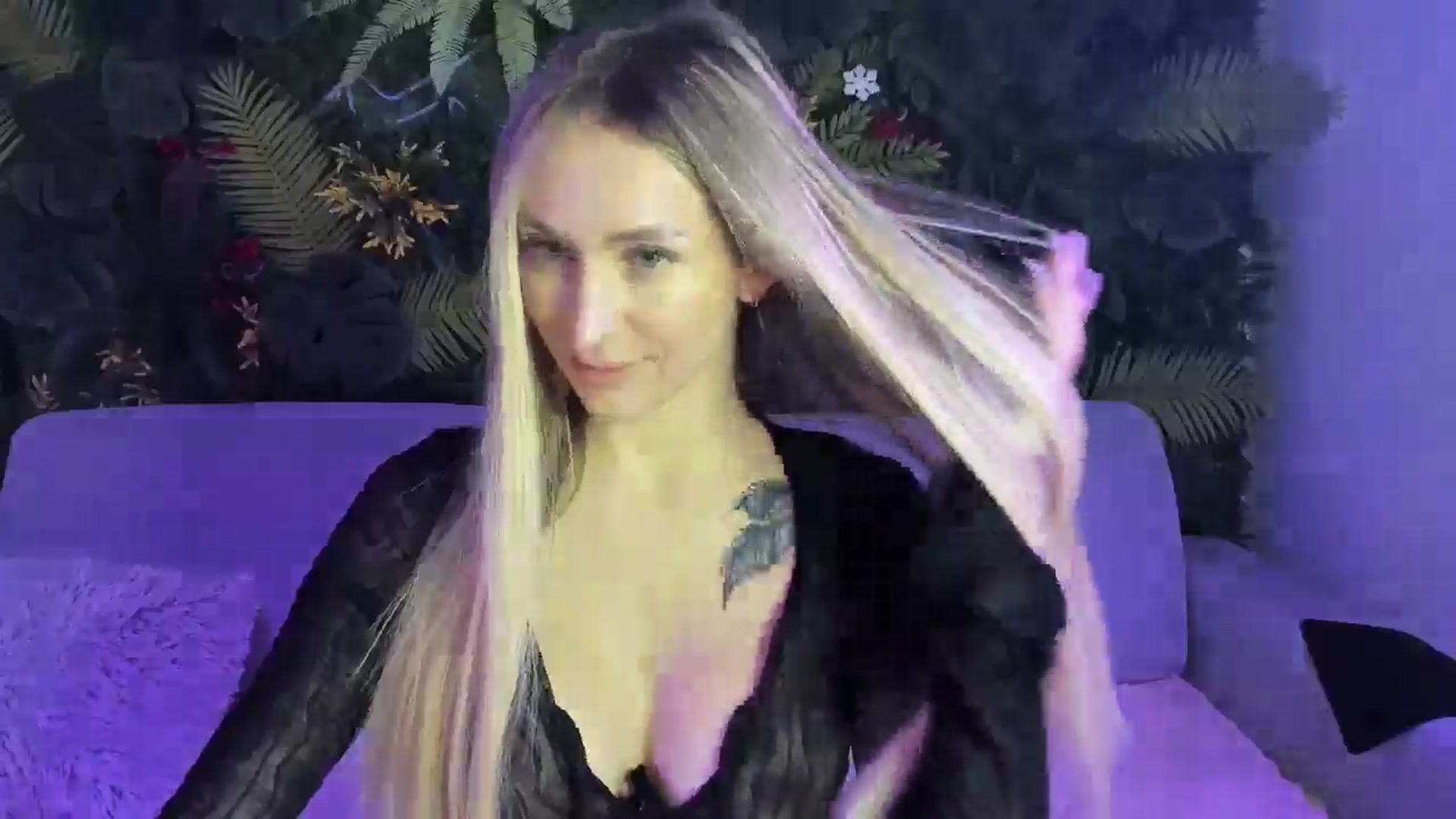 Gallery image thumbnail from Horny_Blond's myfreecams stream on, 12/06/2025, 09:18 image 5 of 20
