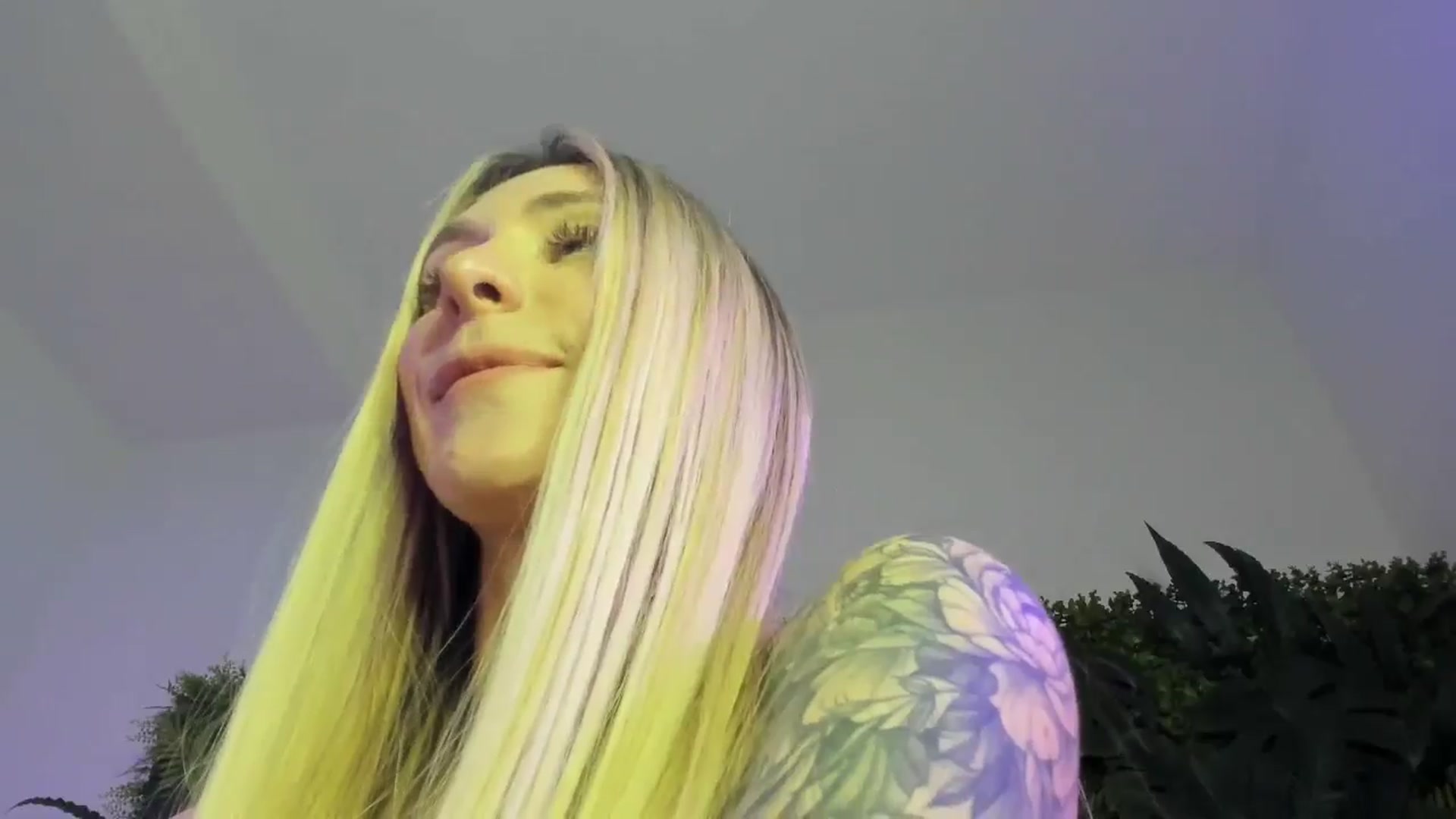 Gallery image thumbnail from Horny_Blond's myfreecams stream on, 12/06/2025, 14:19 image 20 of 20