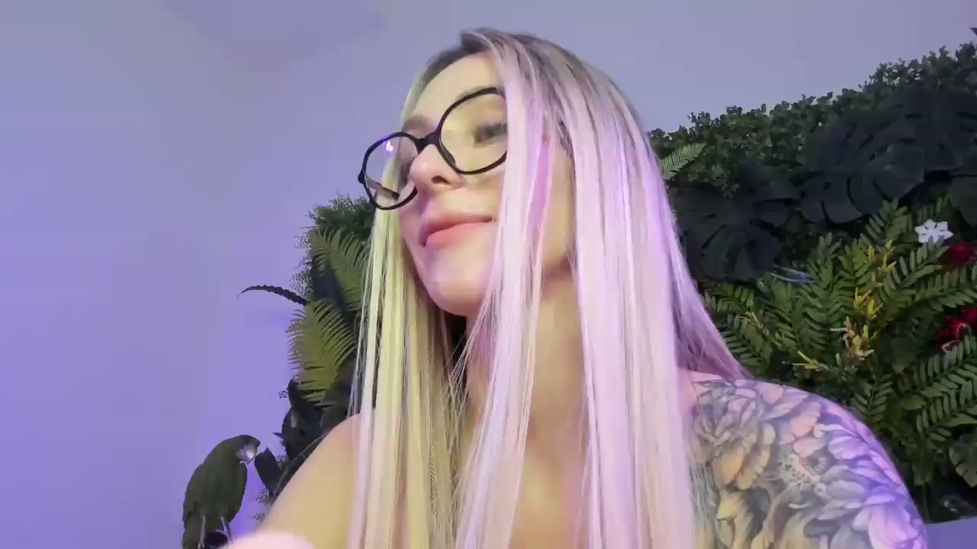Gallery image thumbnail from Horny_Blond's myfreecams stream on, 12/07/2025, 12:25 image 2 of 20