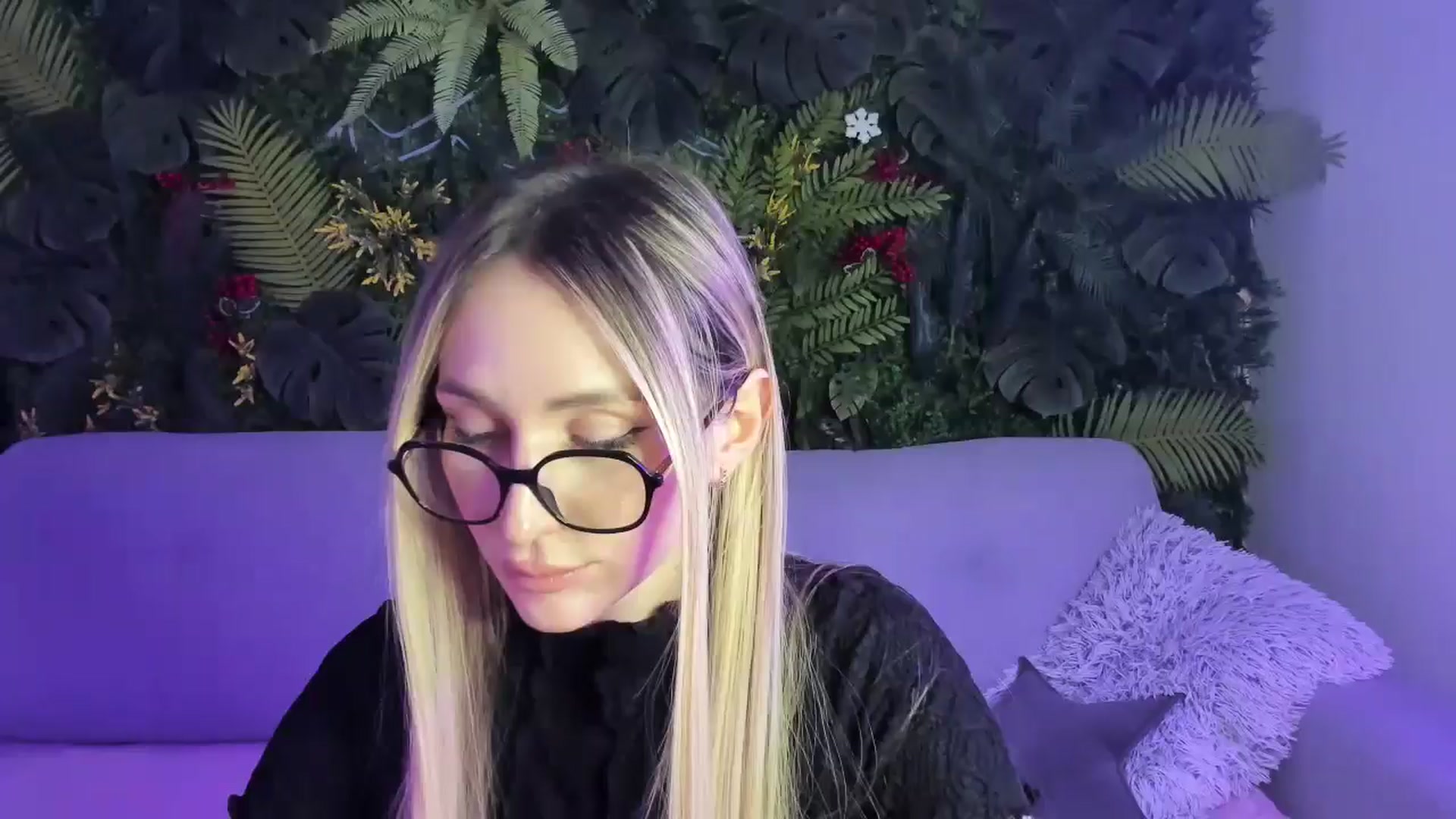 Gallery image thumbnail from Horny_Blond's myfreecams stream on, 12/13/2025, 09:58 image 16 of 20