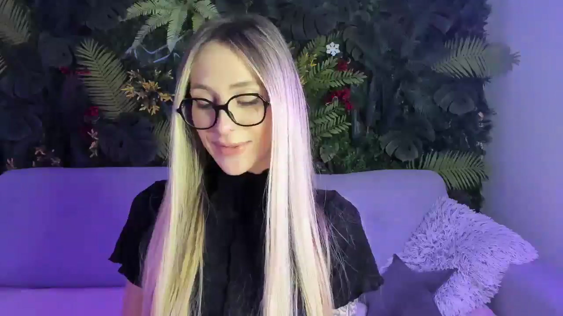 Gallery image thumbnail from Horny_Blond's myfreecams stream on, 12/13/2025, 09:58 image 7 of 20