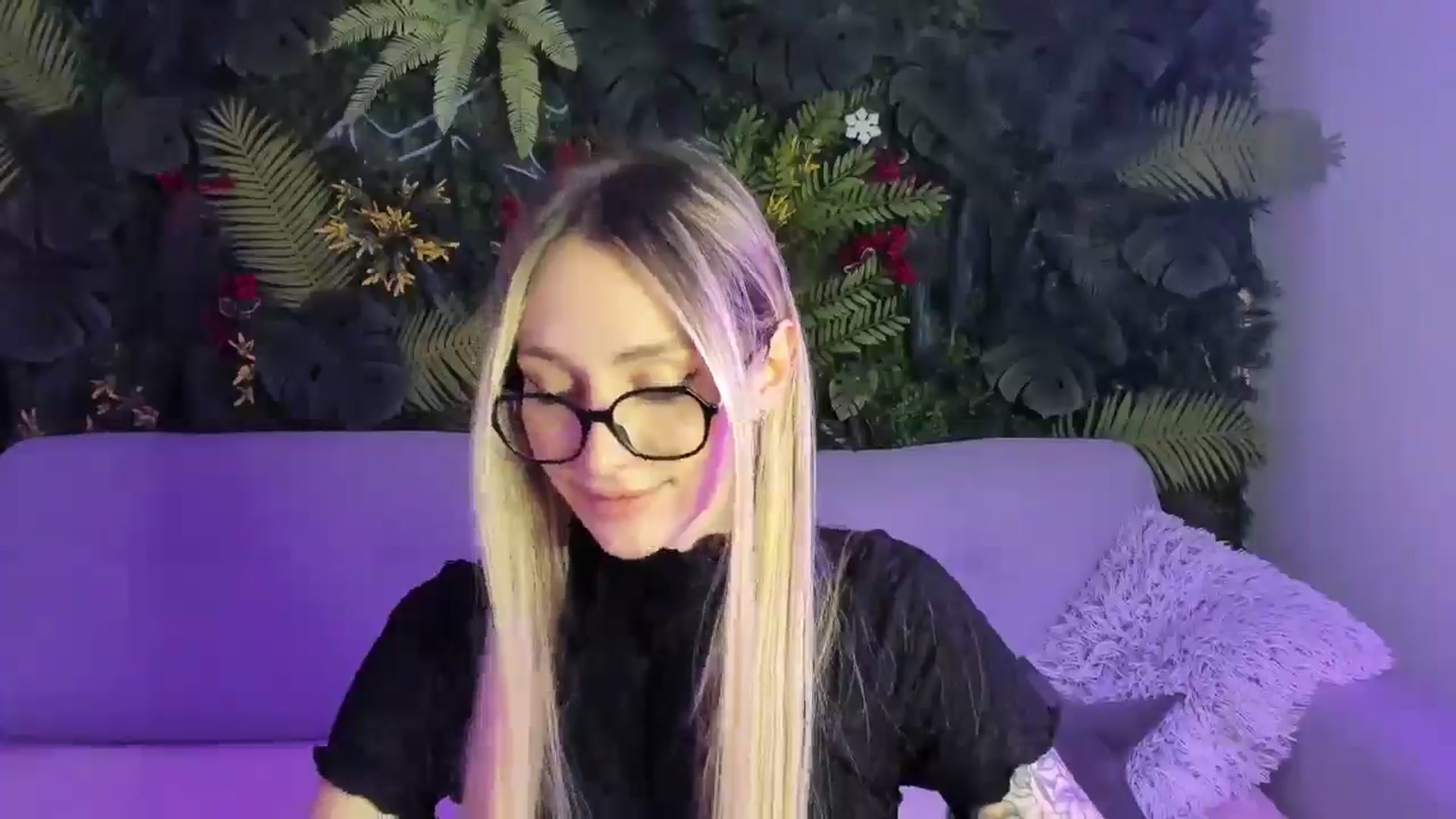 Gallery image thumbnail from Horny_Blond's myfreecams stream on, 12/13/2025, 09:58 image 19 of 20