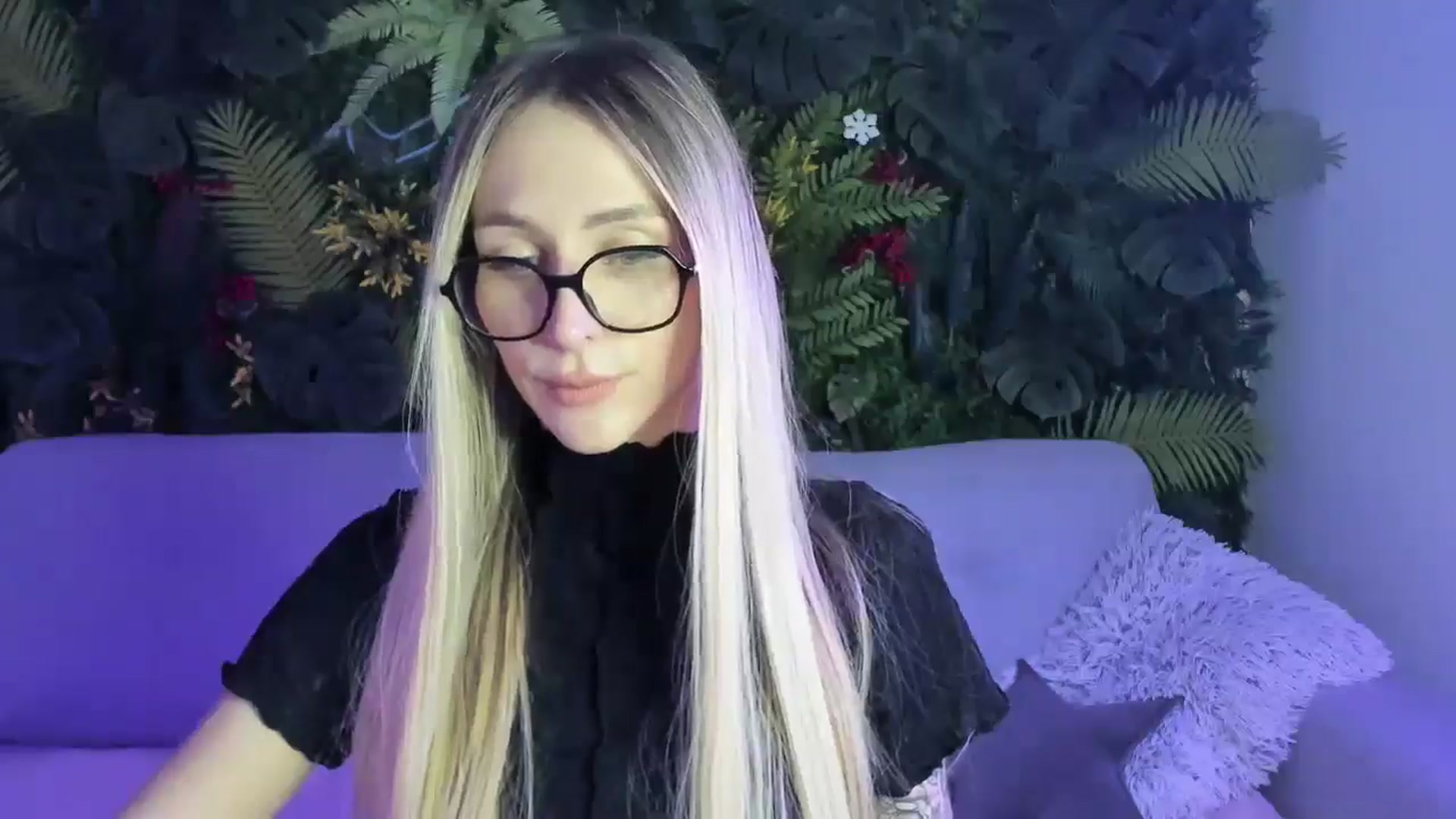 Gallery image thumbnail from Horny_Blond's myfreecams stream on, 12/13/2025, 09:58 image 5 of 20