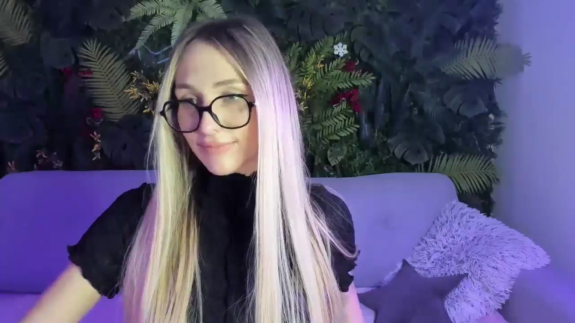 Gallery image thumbnail from Horny_Blond's myfreecams stream on, 12/13/2025, 09:58 image 3 of 20