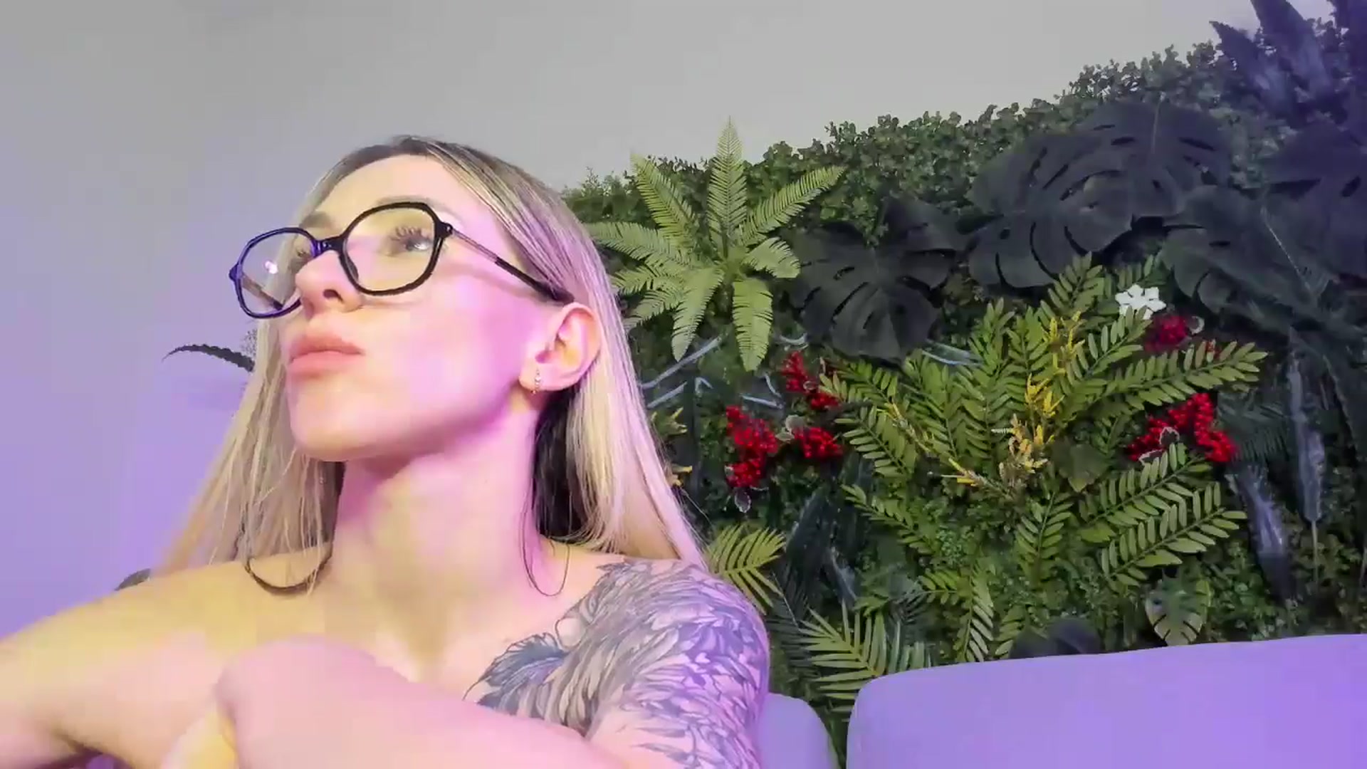 Gallery image thumbnail from Horny_Blond's myfreecams stream on, 12/14/2025, 14:24 image 20 of 20