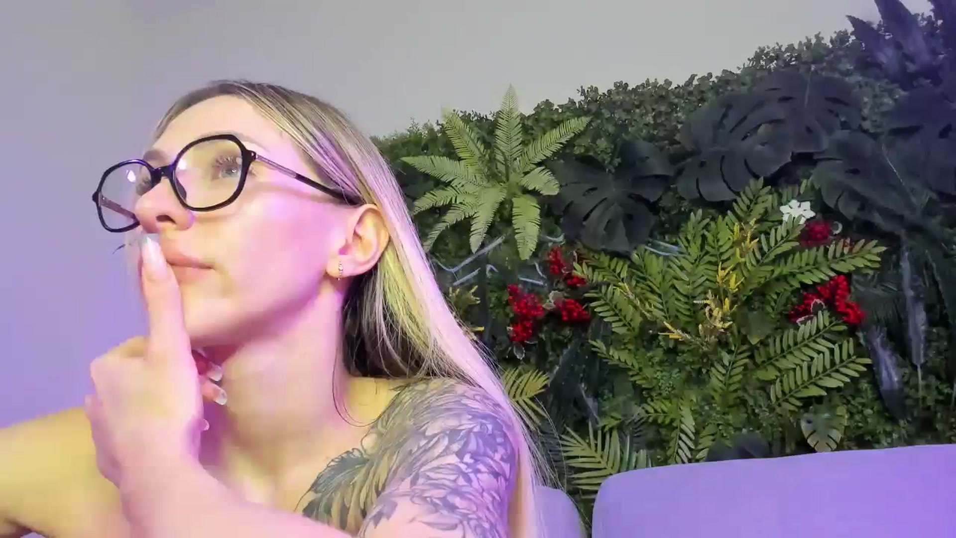 Gallery image thumbnail from Horny_Blond's myfreecams stream on, 12/14/2025, 14:39 image 8 of 20