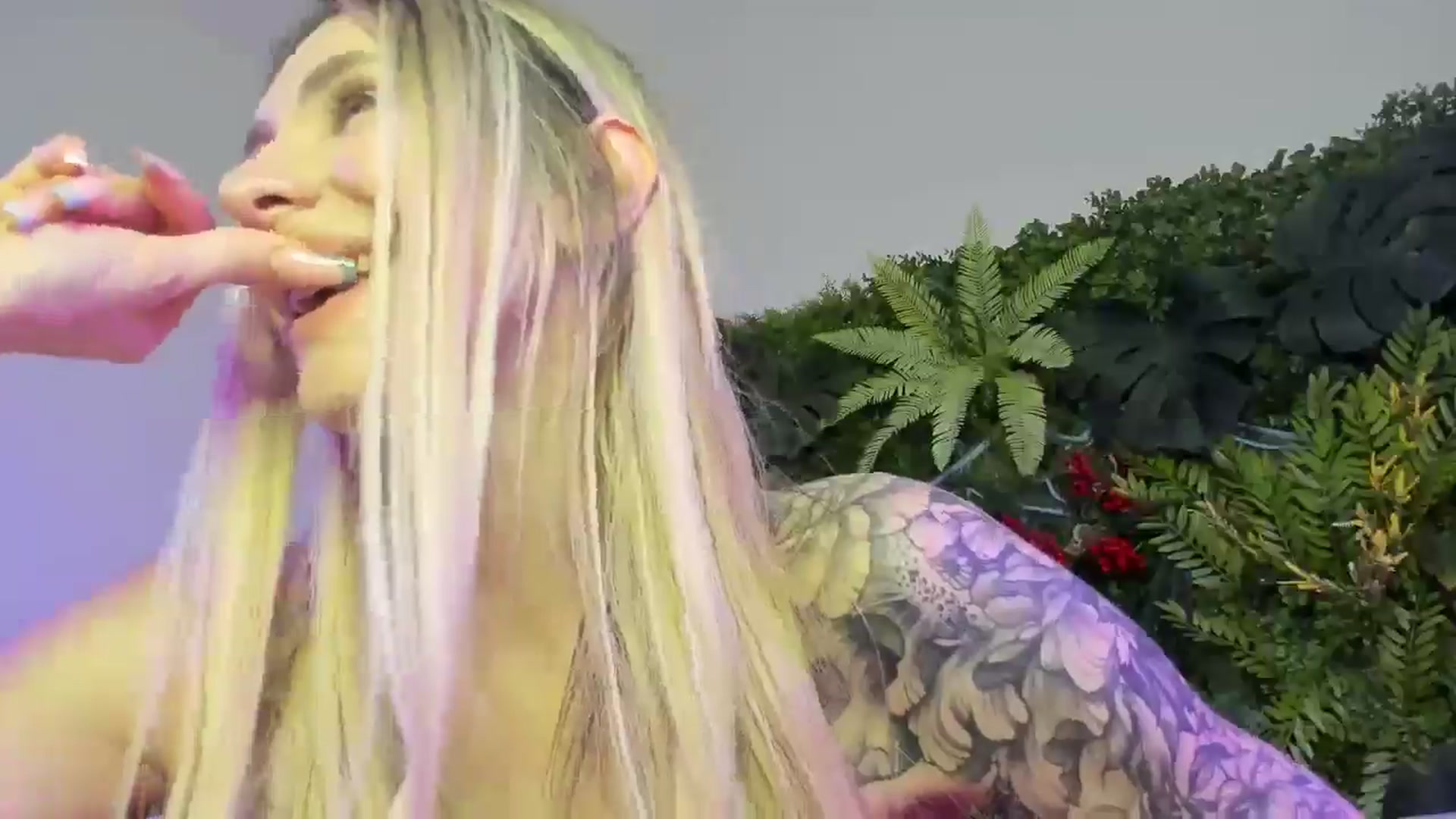 Gallery image thumbnail from Horny_Blond's myfreecams stream on, 12/21/2025, 10:11 image 14 of 20