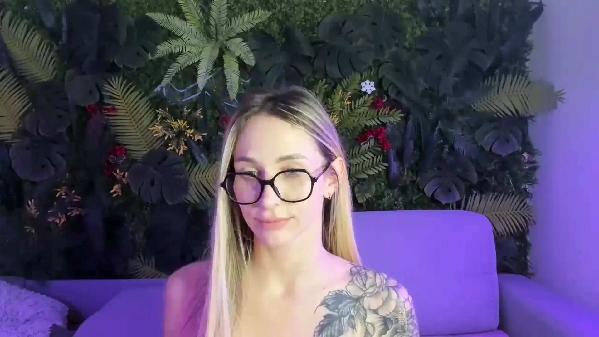 Gallery image thumbnail from Horny_Blond's myfreecams stream on, 12/26/2025, 10:35 image 3 of 20