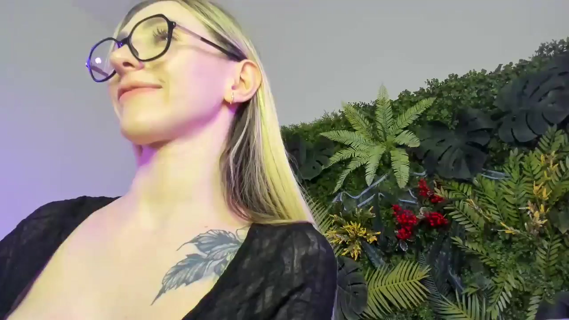 Gallery image thumbnail from Horny_Blond's myfreecams stream on, 12/26/2025, 11:55 image 1 of 20