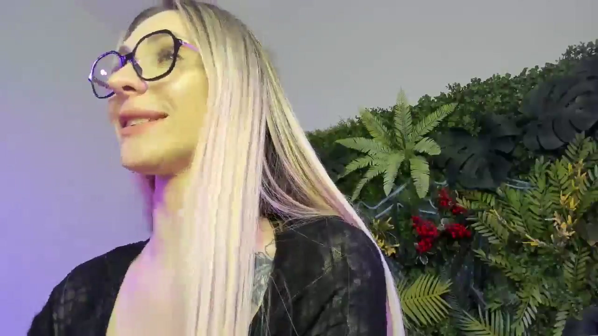 Gallery image thumbnail from Horny_Blond's myfreecams stream on, 12/26/2025, 11:55 image 15 of 20