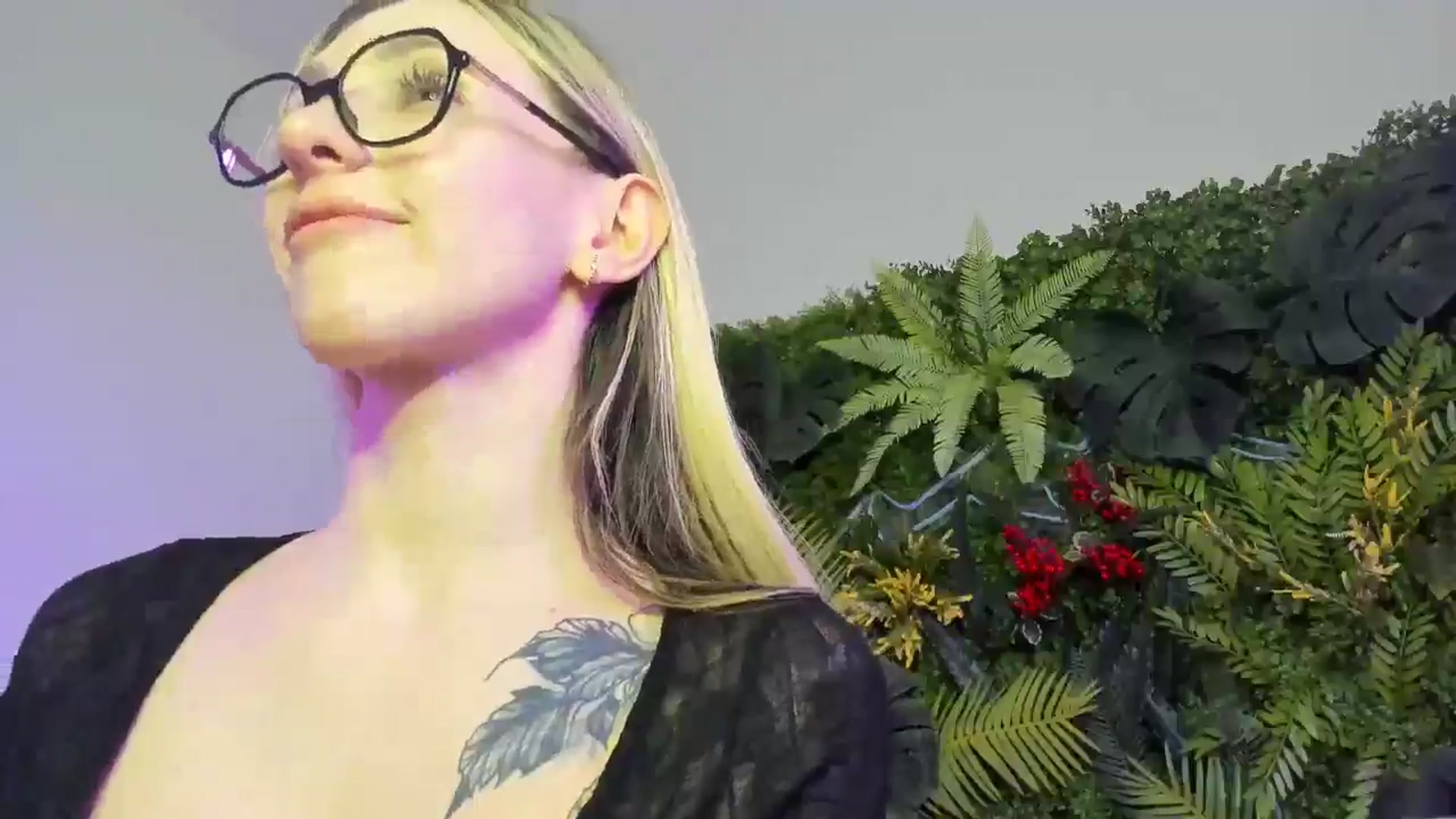 Gallery image thumbnail from Horny_Blond's myfreecams stream on, 12/26/2025, 11:55 image 2 of 20
