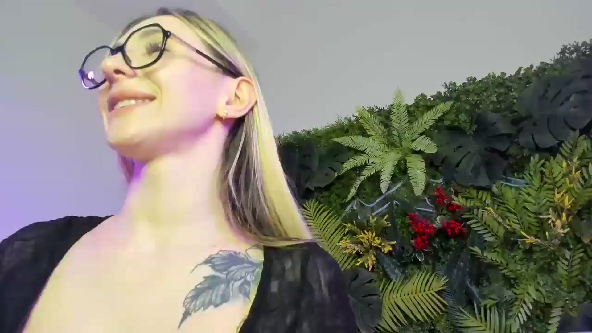 Gallery image thumbnail from Horny_Blond's myfreecams stream on, 12/26/2025, 11:55 image 3 of 20