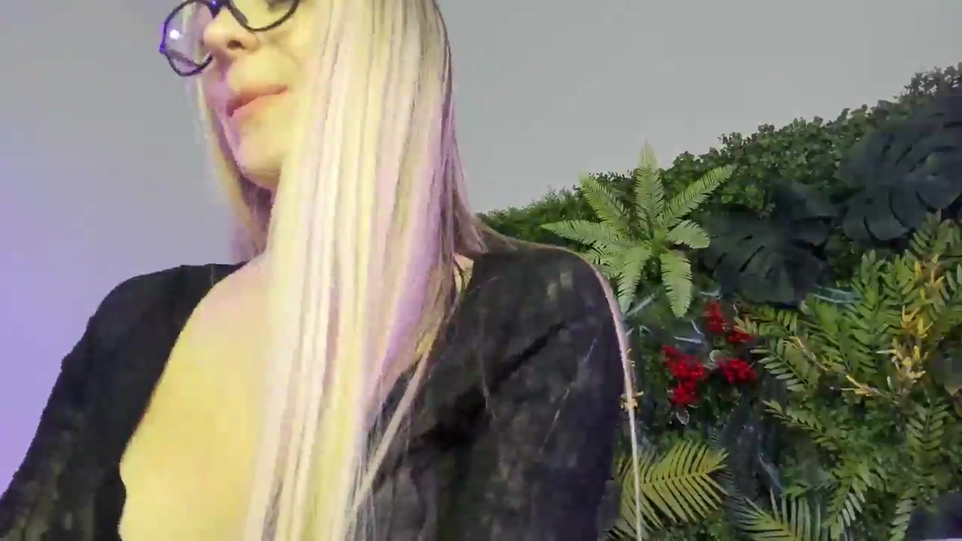 Gallery image thumbnail from Horny_Blond's myfreecams stream on, 12/26/2025, 11:55 image 10 of 20