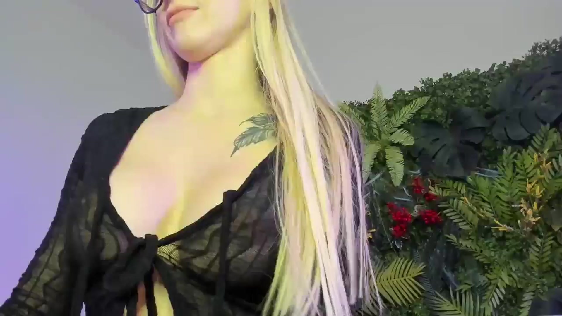 Gallery image thumbnail from Horny_Blond's myfreecams stream on, 12/26/2025, 11:55 image 4 of 20