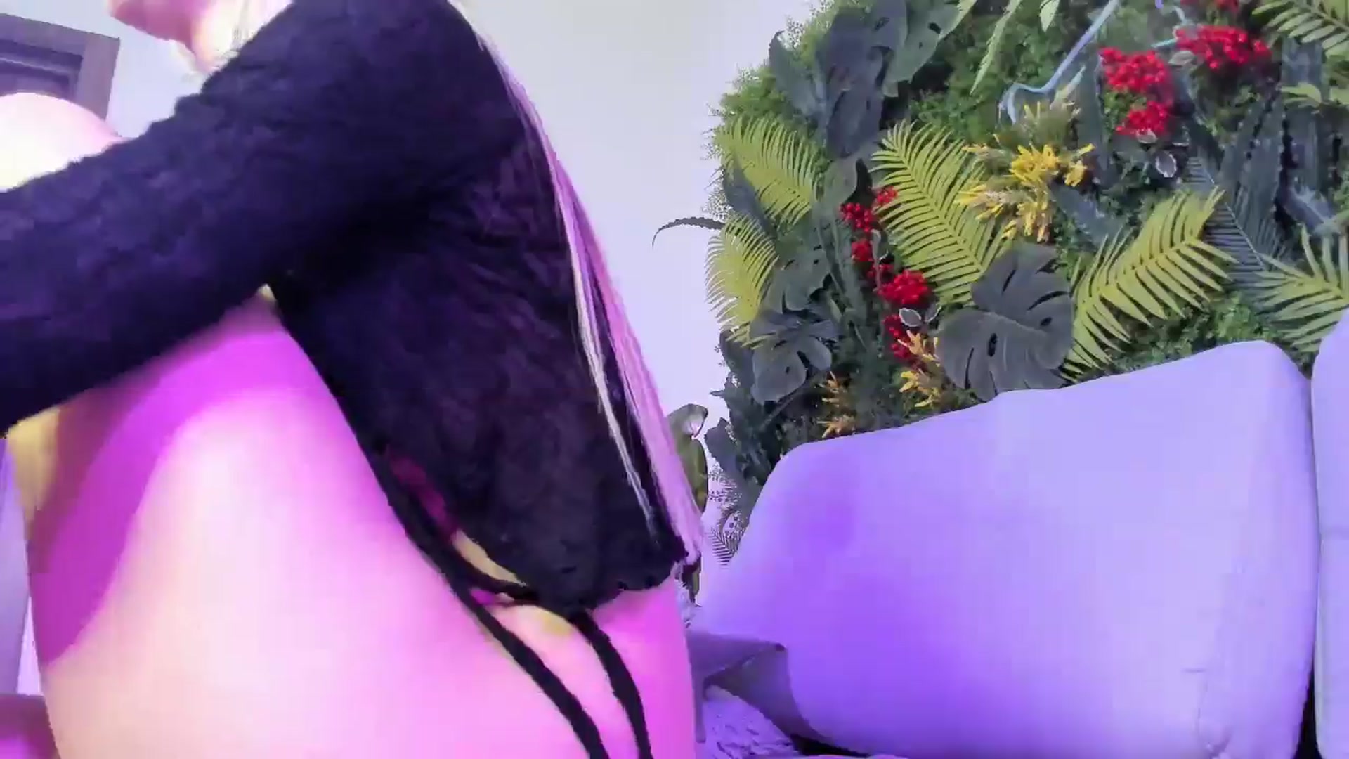 Gallery image thumbnail from Horny_Blond's myfreecams stream on, 12/26/2025, 14:39 image 8 of 20