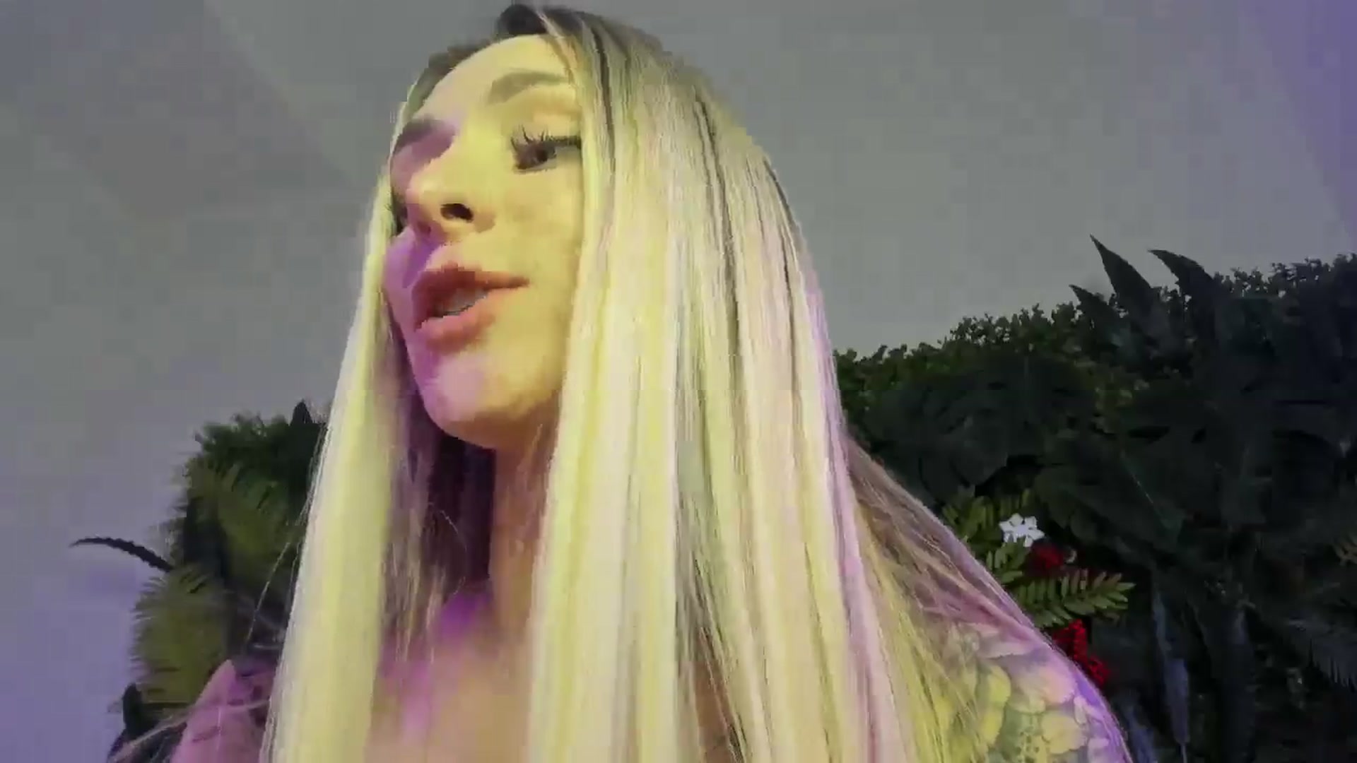 Gallery image thumbnail from Horny_Blond's myfreecams stream on, 12/28/2025, 11:37 image 10 of 20