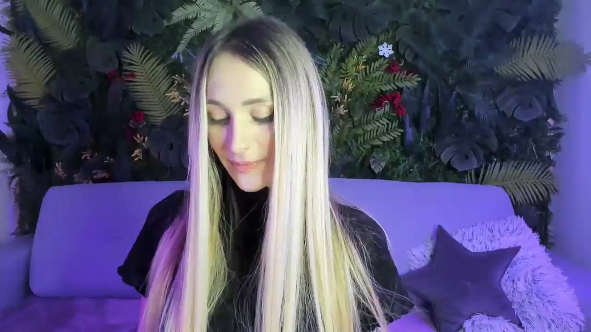 Gallery image thumbnail from Horny_Blond's myfreecams stream on, 01/05/2026, 09:25 image 12 of 20